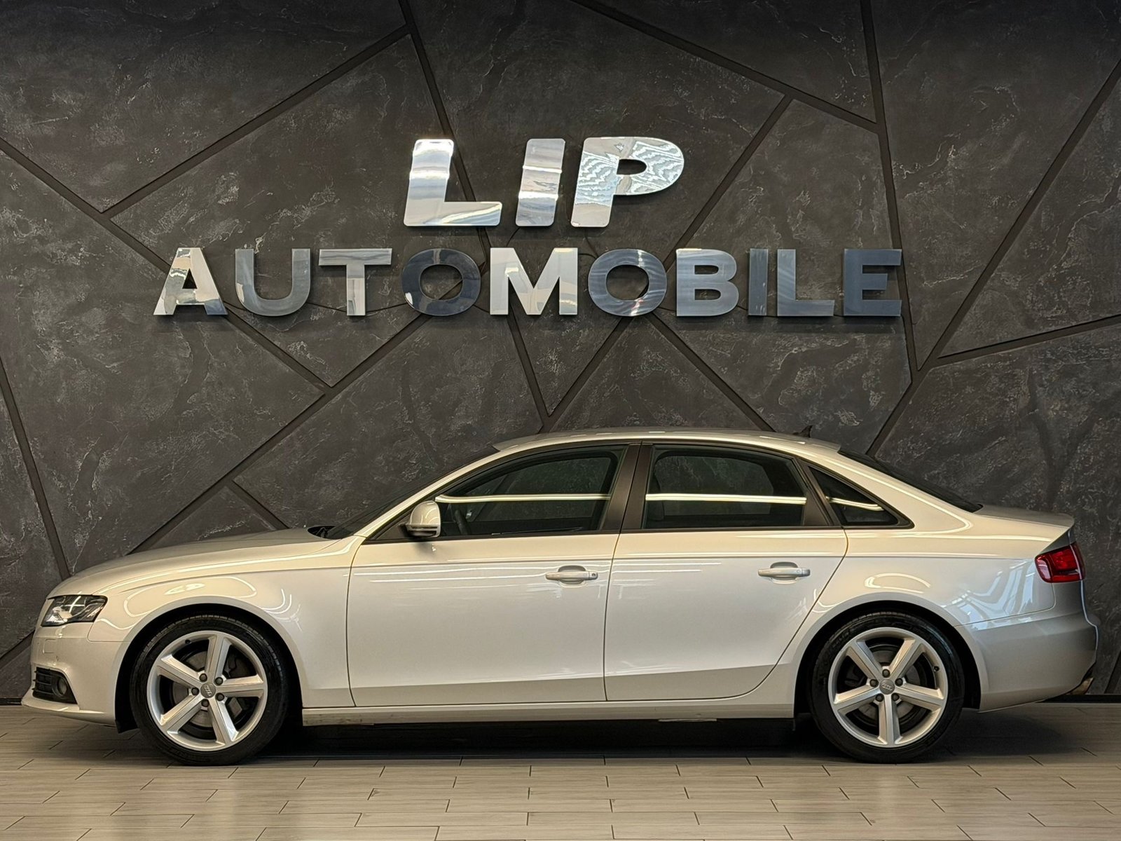 AUDI A4 Limousine 3.2 FSI quattro tiptronic, Benzin, Occasion / Gebraucht, Automatik - 5