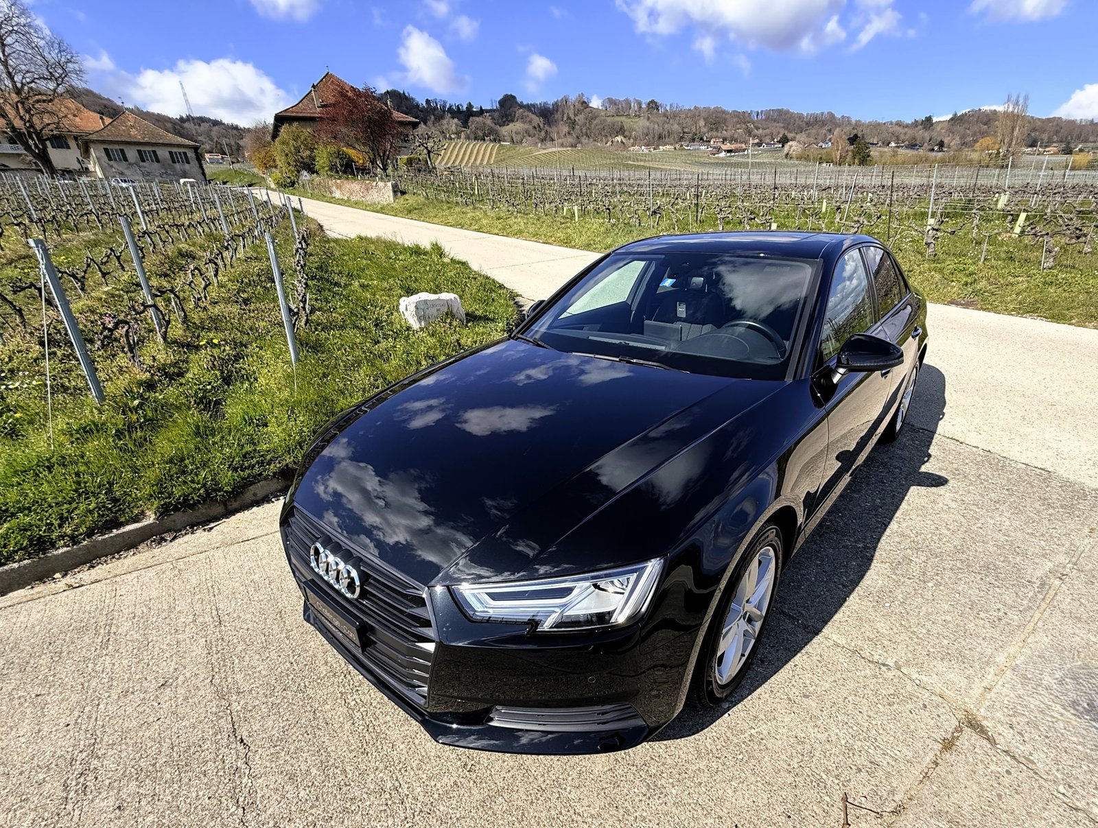 AUDI A4 Limousine 2.0 TDI Design S-tronic, Diesel, Occasion / Utilisé, Automatique - 2