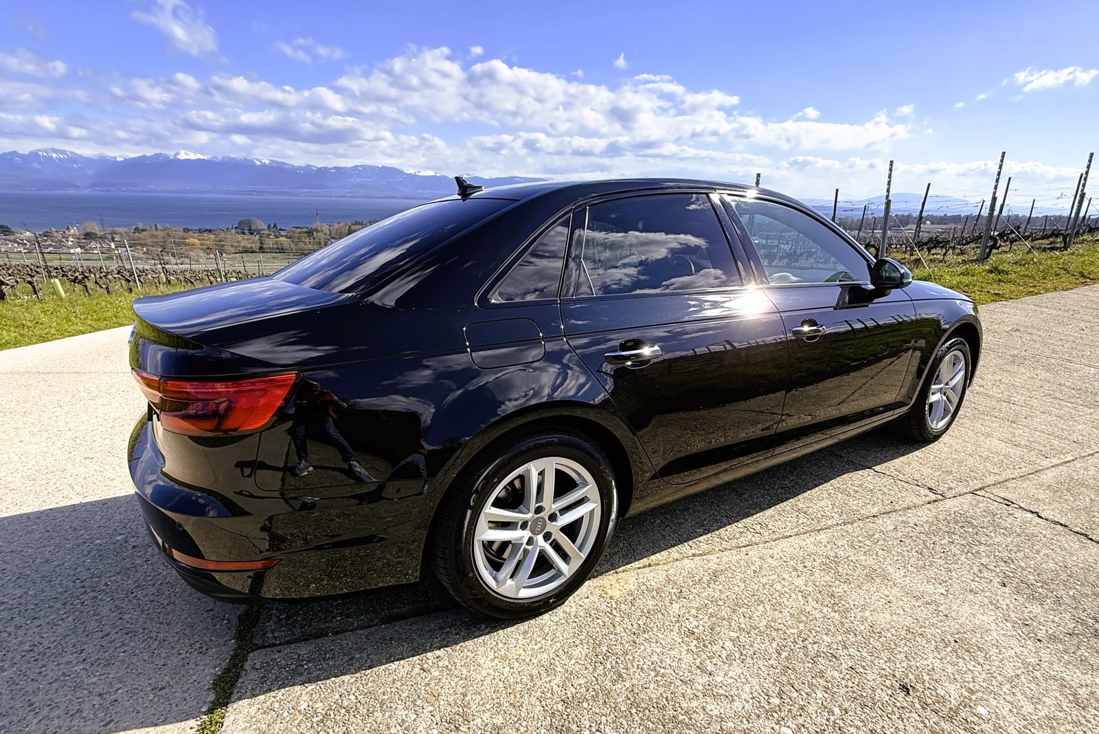 AUDI A4 Limousine 2.0 TDI Design S-tronic, Diesel, Occasion / Utilisé, Automatique - 7