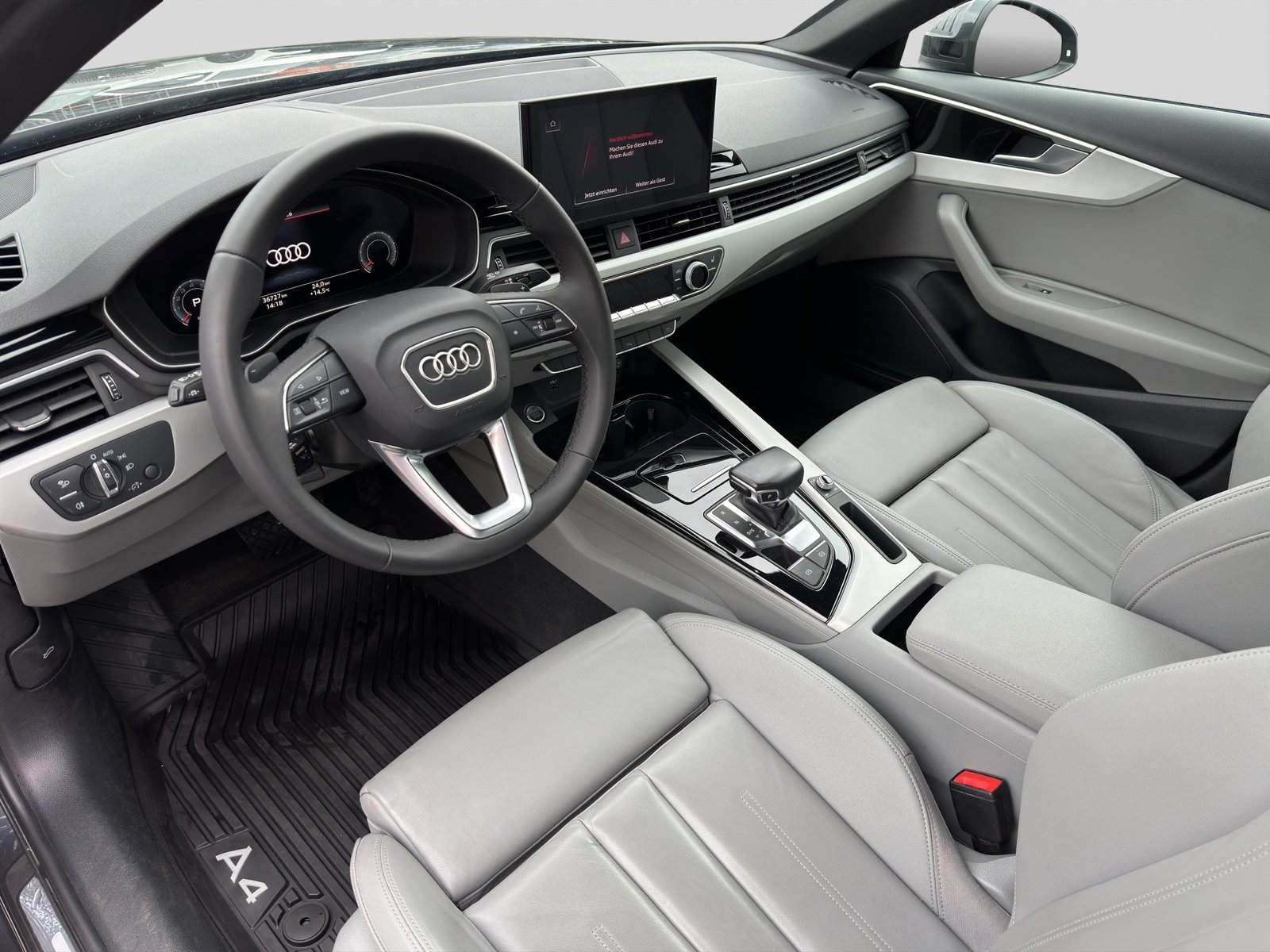 AUDI A4 Limousine 35 TFSI advanced S-tronic, Mild-Hybrid Benzin/Elektro, Occasion / Gebraucht, Automatik - 7