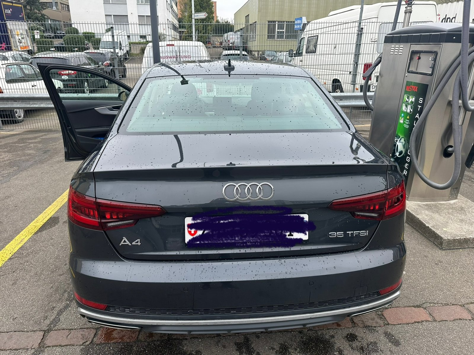 AUDI A4 2.0 35 TFSI S-Tronic, Benzin, Occasion / Gebraucht, Automatik - 2