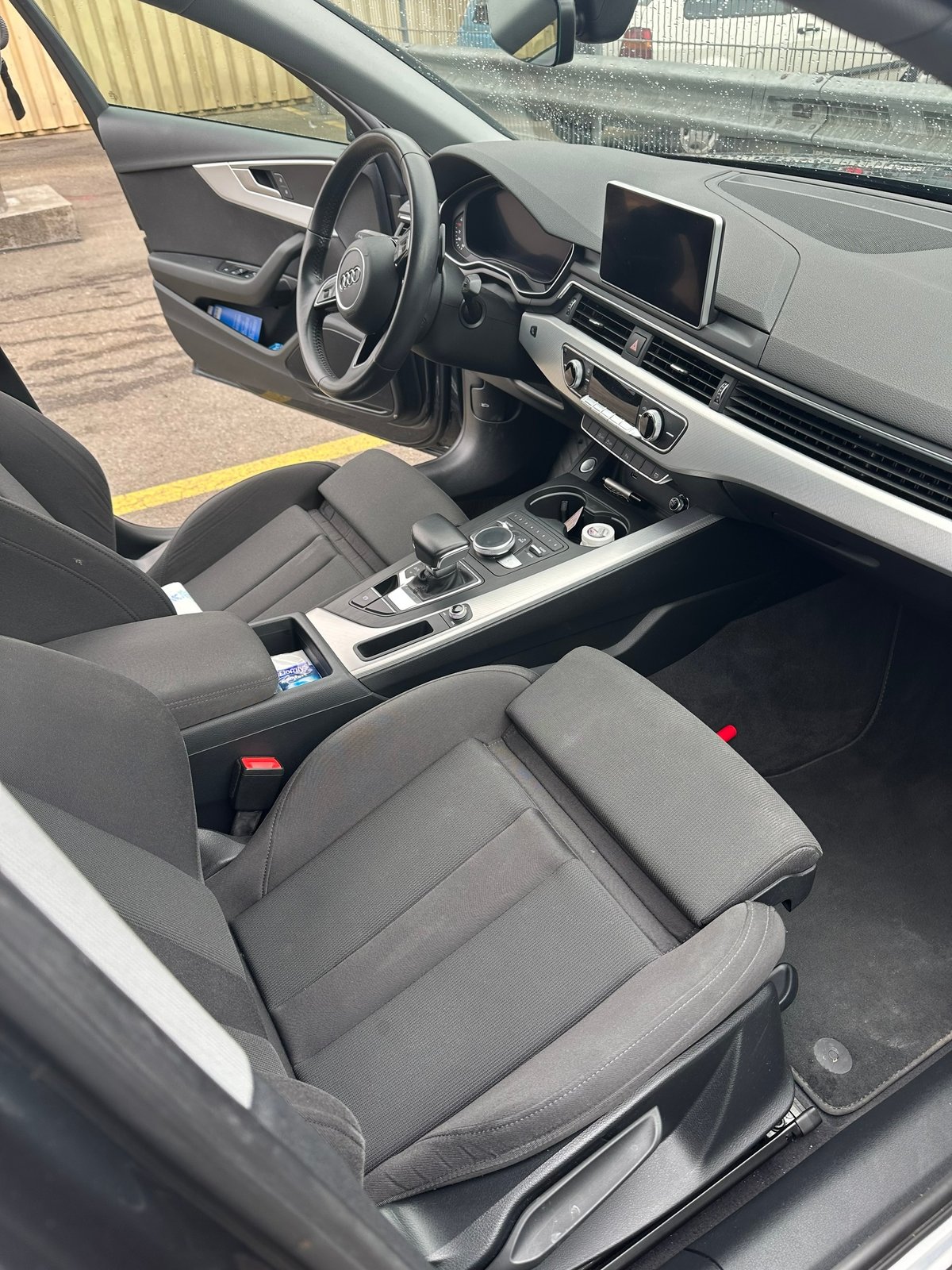 AUDI A4 2.0 35 TFSI S-Tronic, Benzin, Occasion / Gebraucht, Automatik - 3