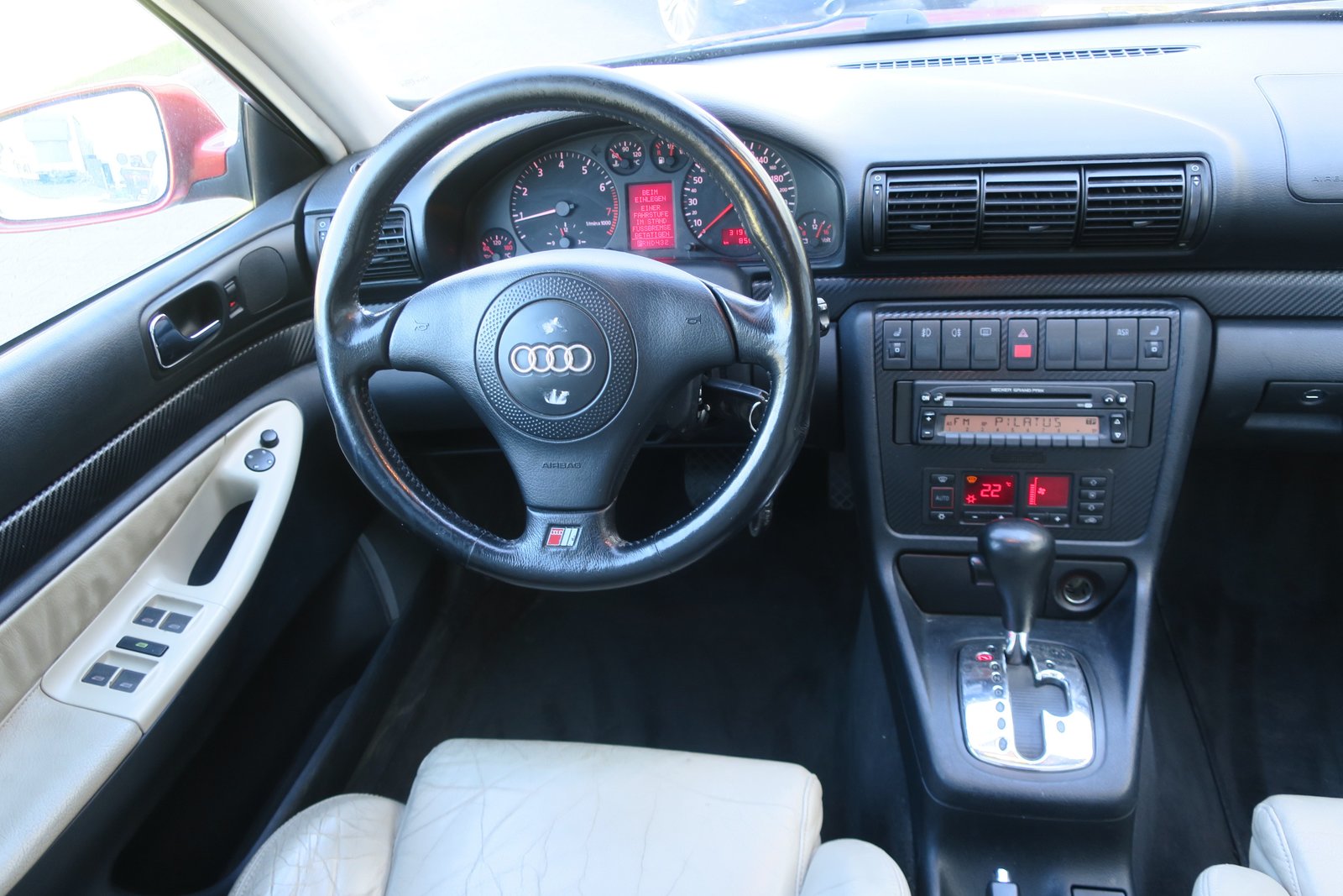 AUDI A4 2.8 Ambiente Automat, Petrol, Second hand / Used, Automatic - 3