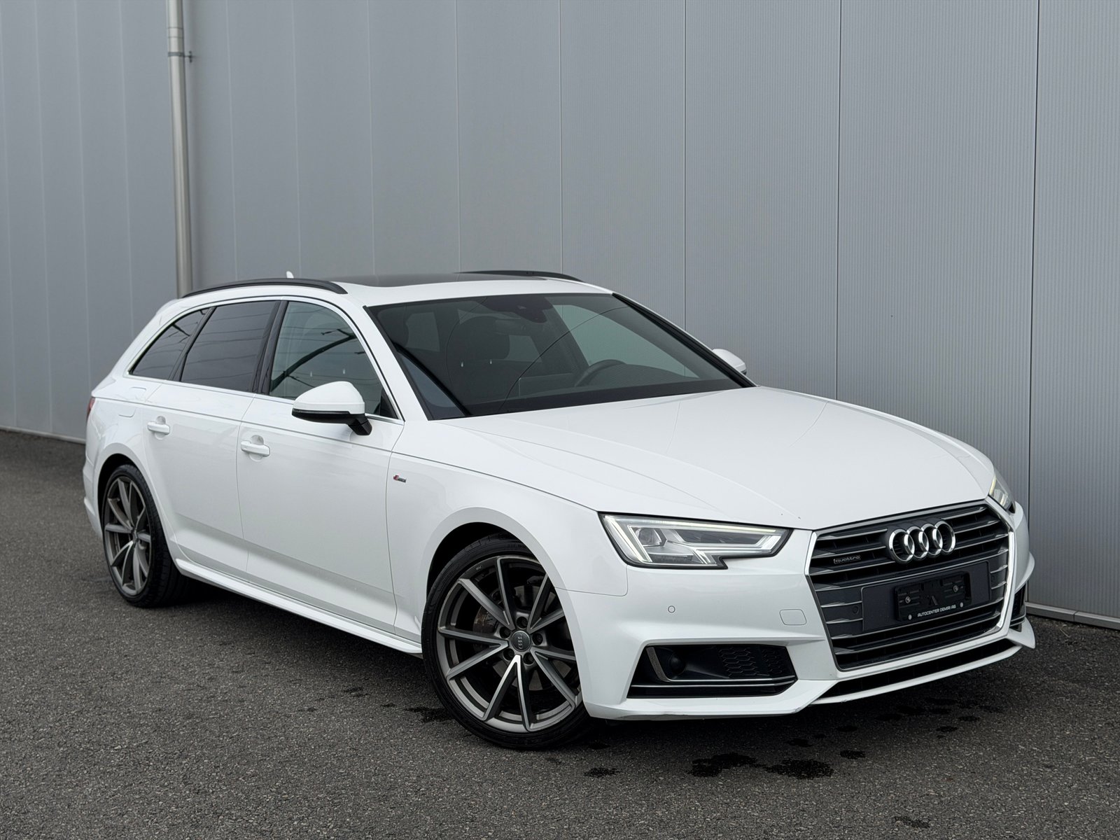 AUDI A4 Limousine 2.0 TDI Sport quattro S-tronic / S-Line ex