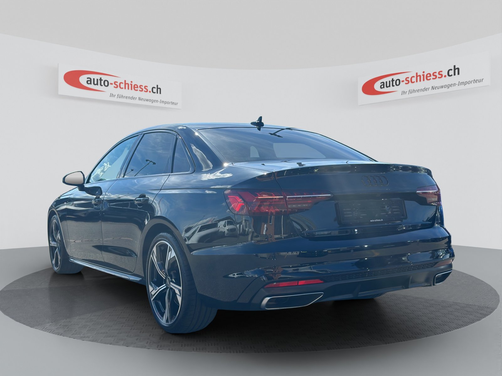 AUDI A4 40 TDI S line S-tronic Black, Mild-Hybrid Diesel/Elektro, Occasion / Gebraucht, Automatik - 3