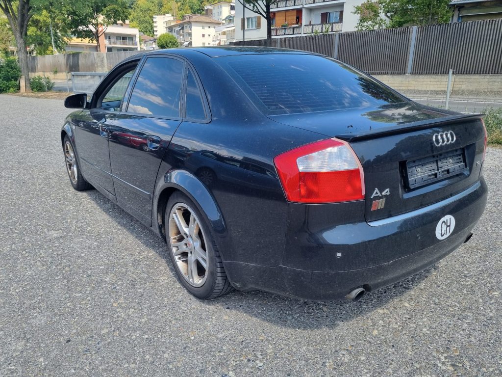 AUDI A4 1.8 20V Turbo, Essence, Occasion / Utilisé, Manuelle - 5