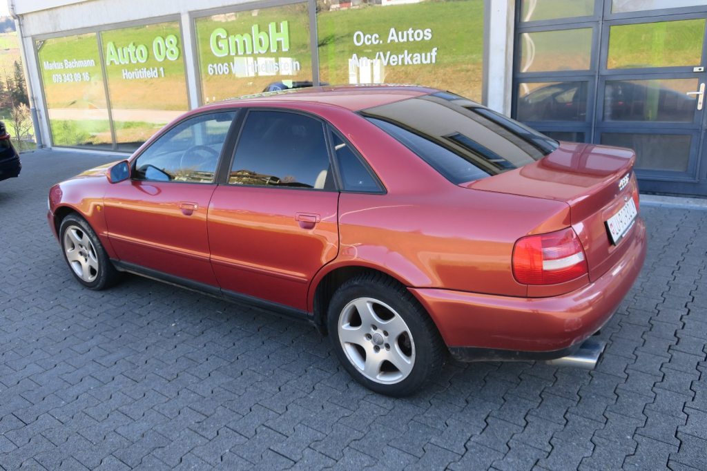 AUDI A4 2.8 V6 Automat, Benzin, Occasion / Gebraucht, Automatik - 2