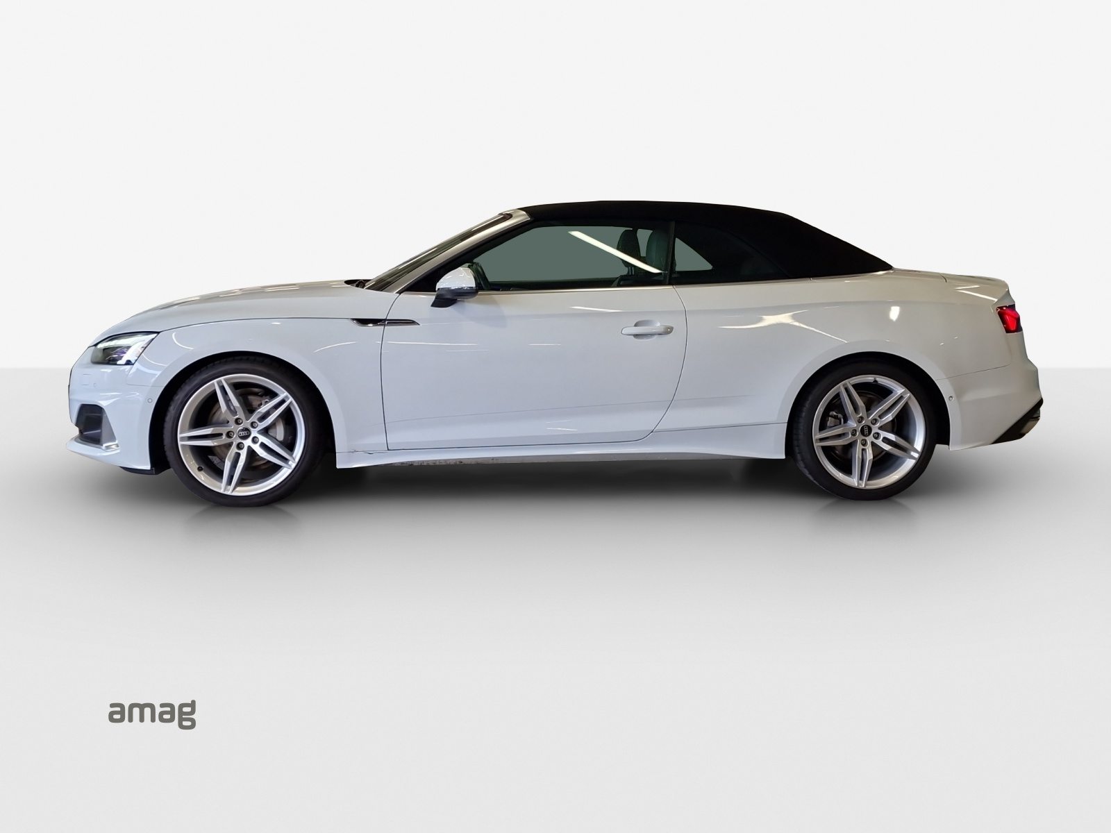 AUDI A5 Cabriolet 40 TFSI advanced Attraction, Petrol, Second hand / Used, Automatic - 2