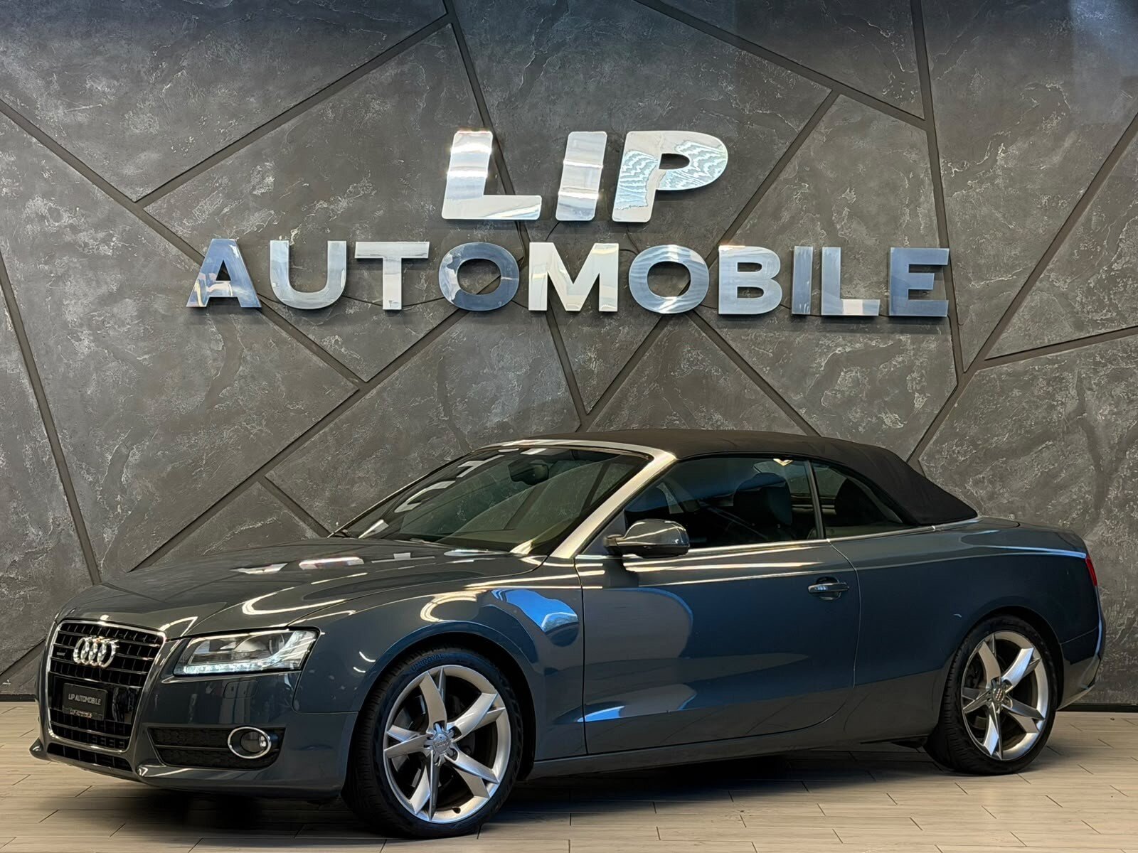 AUDI A5 Cabriolet 3.0 TDI quattro S-tronic