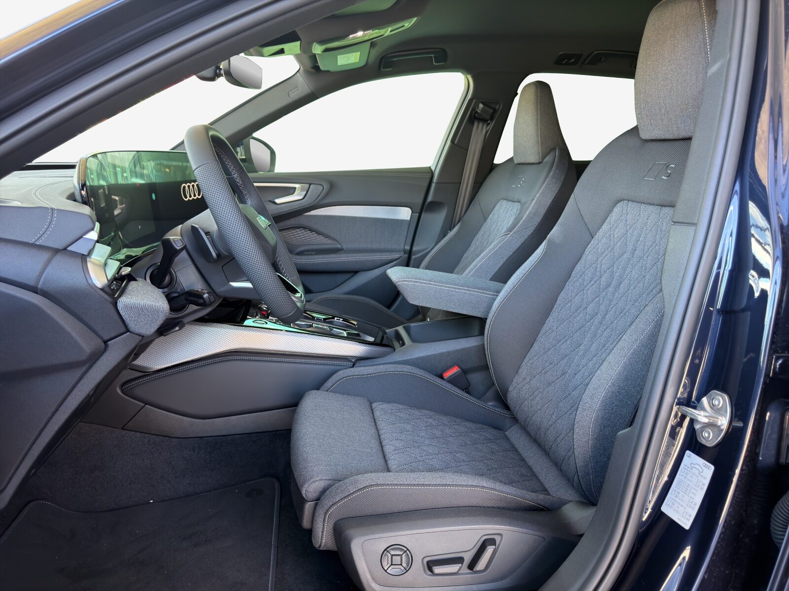 AUDI A5 Avant TFSI 150 kW, Benzin, Neues Fahrzeug mit Tageszulassung, Automatik - 7
