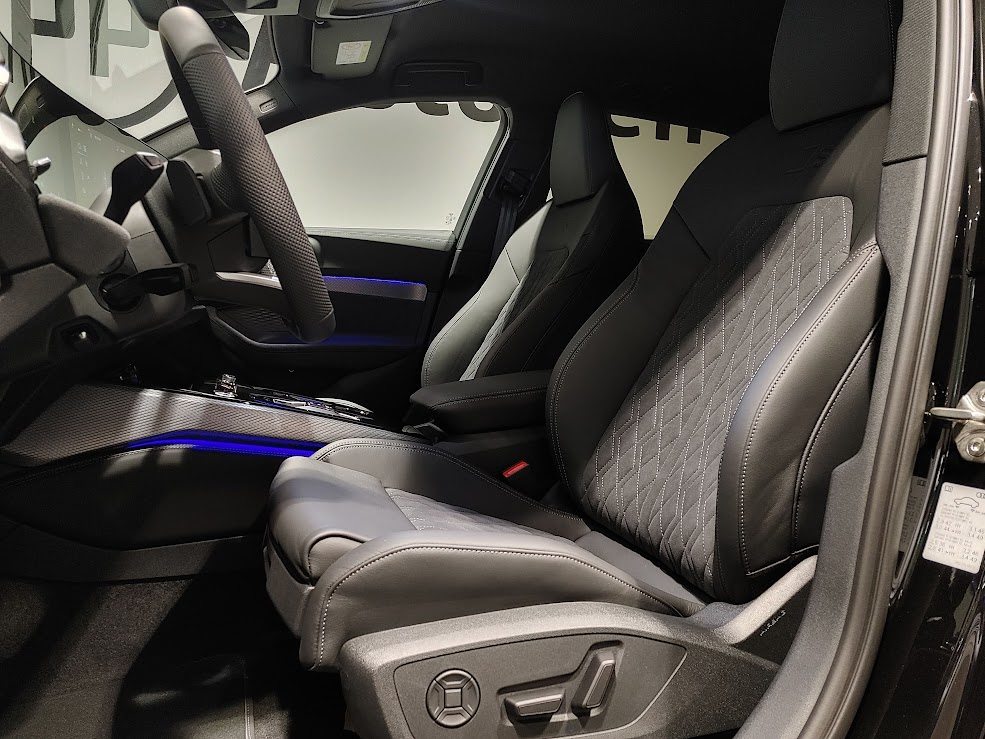 AUDI A5 Avant e-hybrid 270 kW, Full-Hybrid Petrol/Electric, New car, Automatic - 4