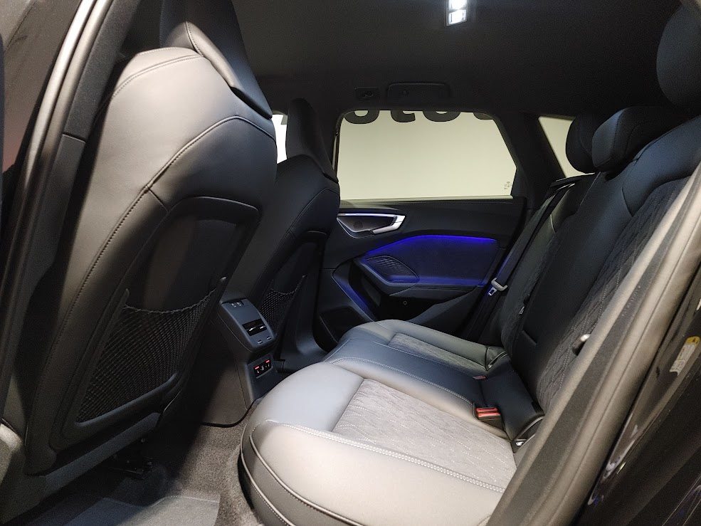 AUDI A5 Avant e-hybrid 270 kW, Full-Hybrid Petrol/Electric, New car, Automatic - 5