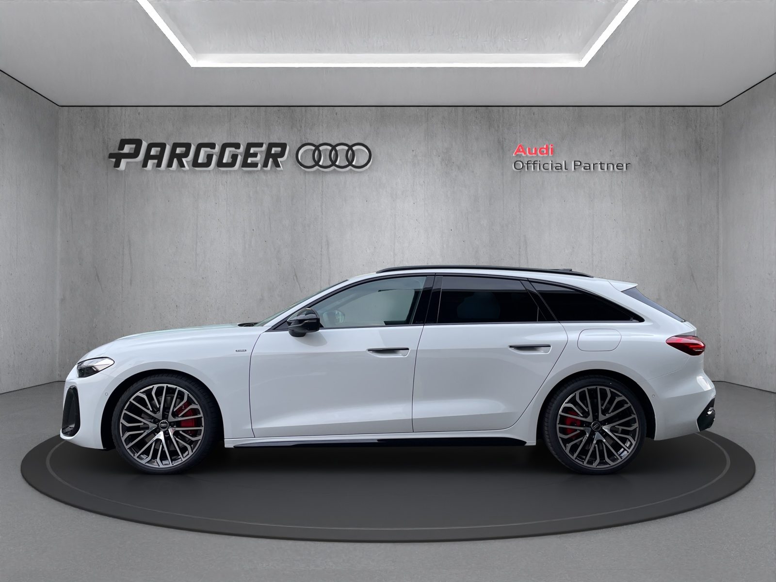 AUDI A5 Avant e-hybrid 270 kW, Hybride Intégral Essence/Électricité, Voiture nouvelle, Automatique - 3