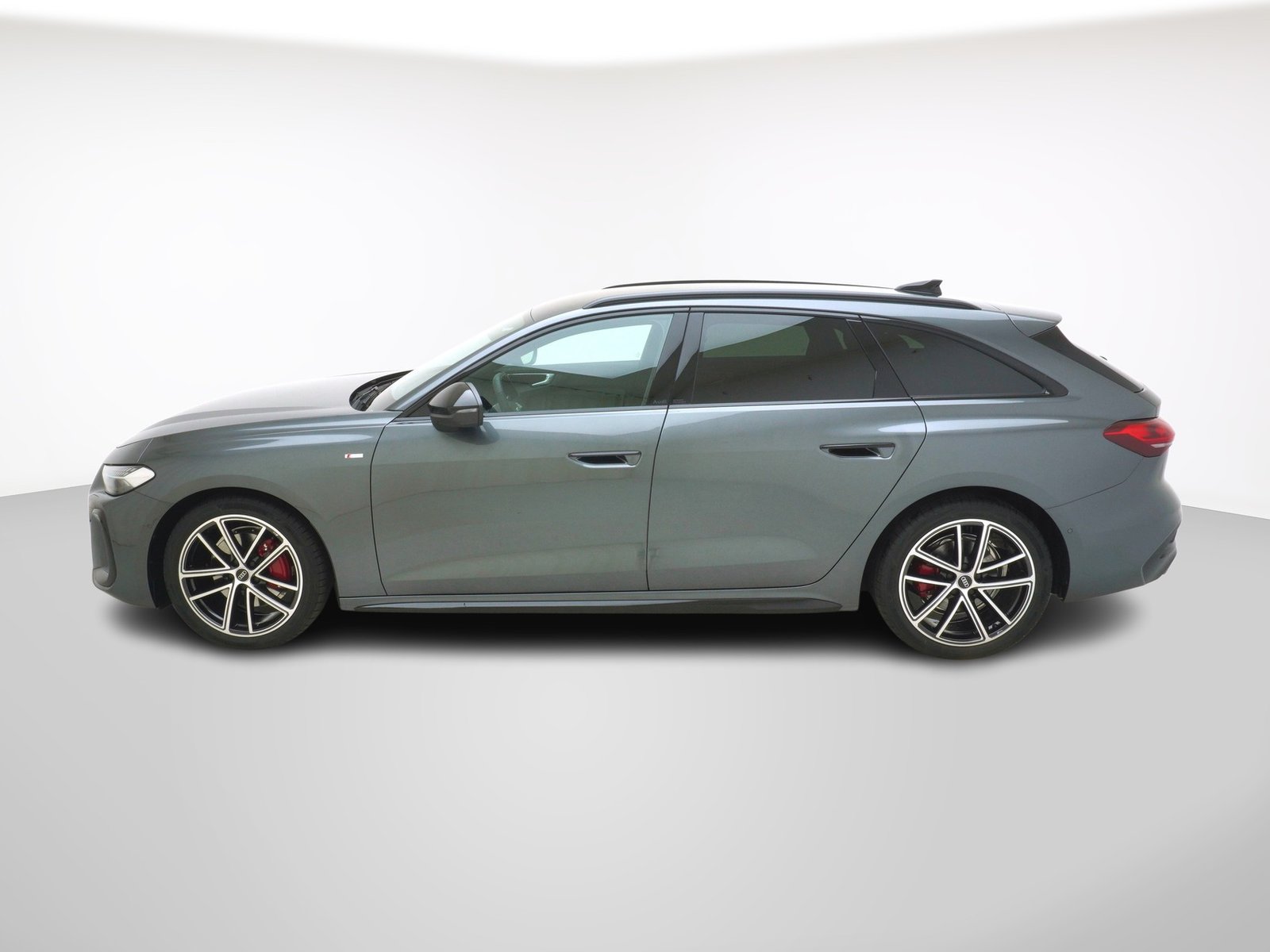 AUDI A5 Avant 2.0 40 TFSi S line quattro S-Tronic, Petrol, New car, Automatic - 2