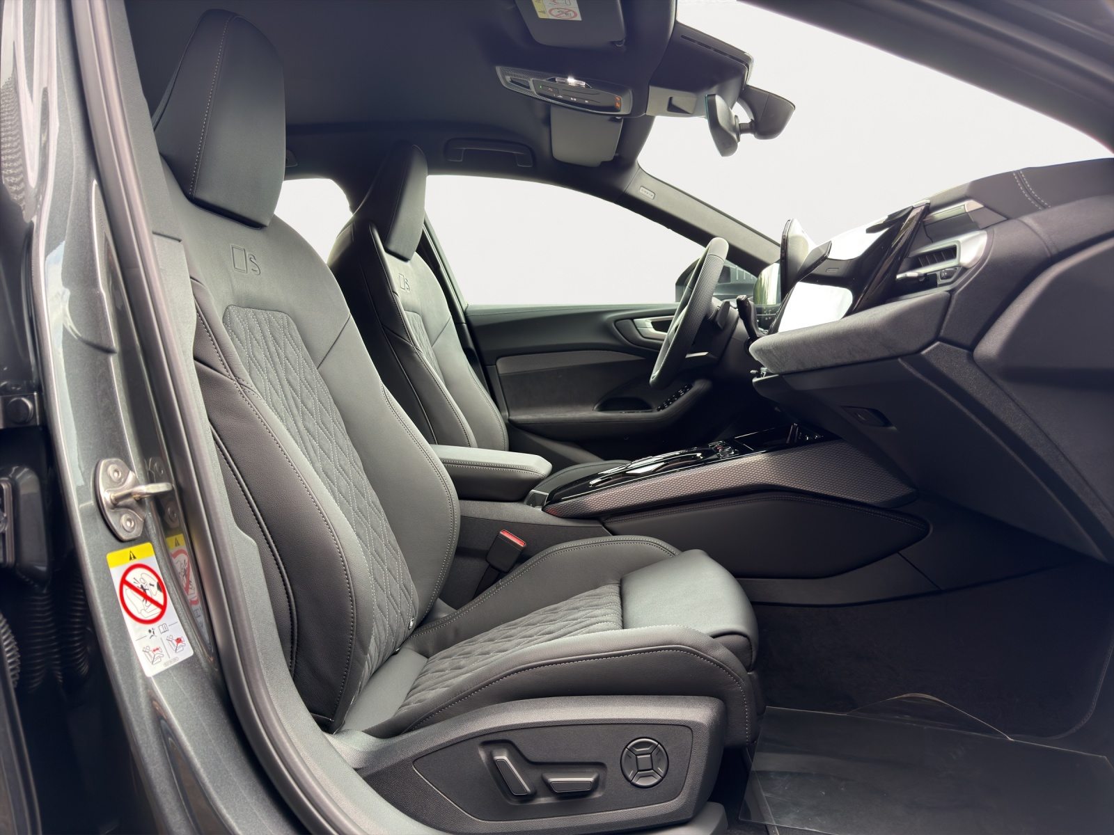 AUDI A5 Avant e-hybrid 220 kW Attraction, Hybride Integrale Benzina/Elettrica, Auto nuove, Automatico - 7