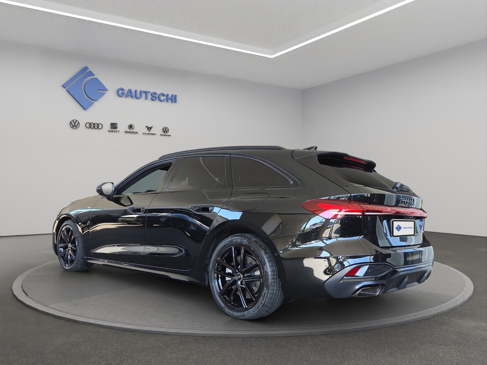 AUDI A5 Avant e-hybrid quattro Attraction 220 kW S tronic, Plug-in-Hybrid Petrol/Electric, New car, Automatic - 4