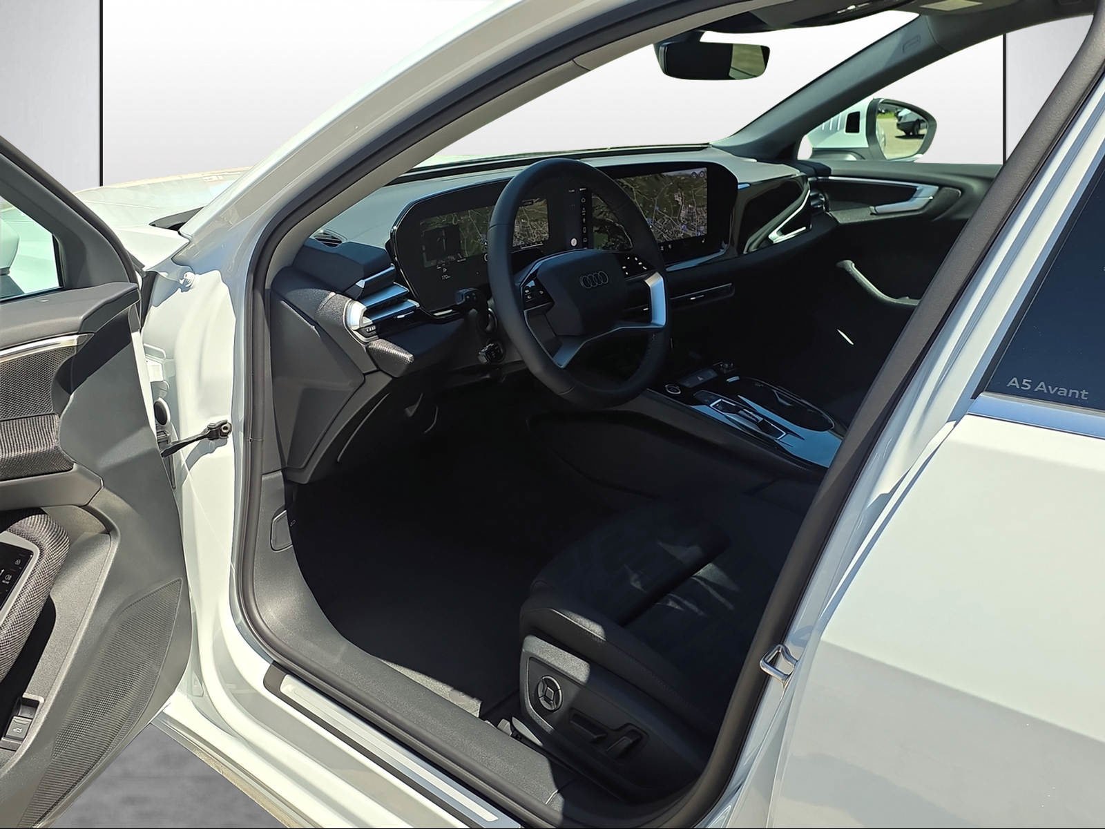 AUDI A5 Avant TDI 150 kW Attraction, Diesel, New car, Automatic - 6