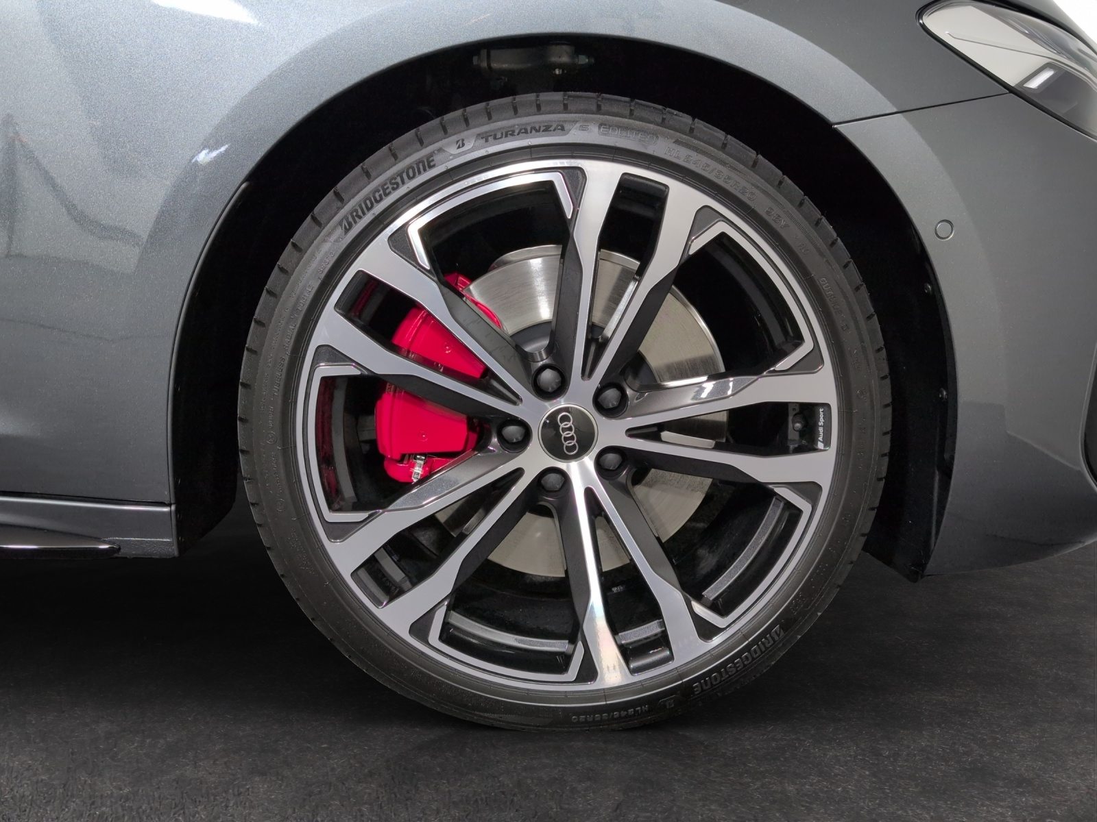 AUDI A5 Avant e-hybrid 270 kW, Full-Hybrid Petrol/Electric, New car, Automatic - 5