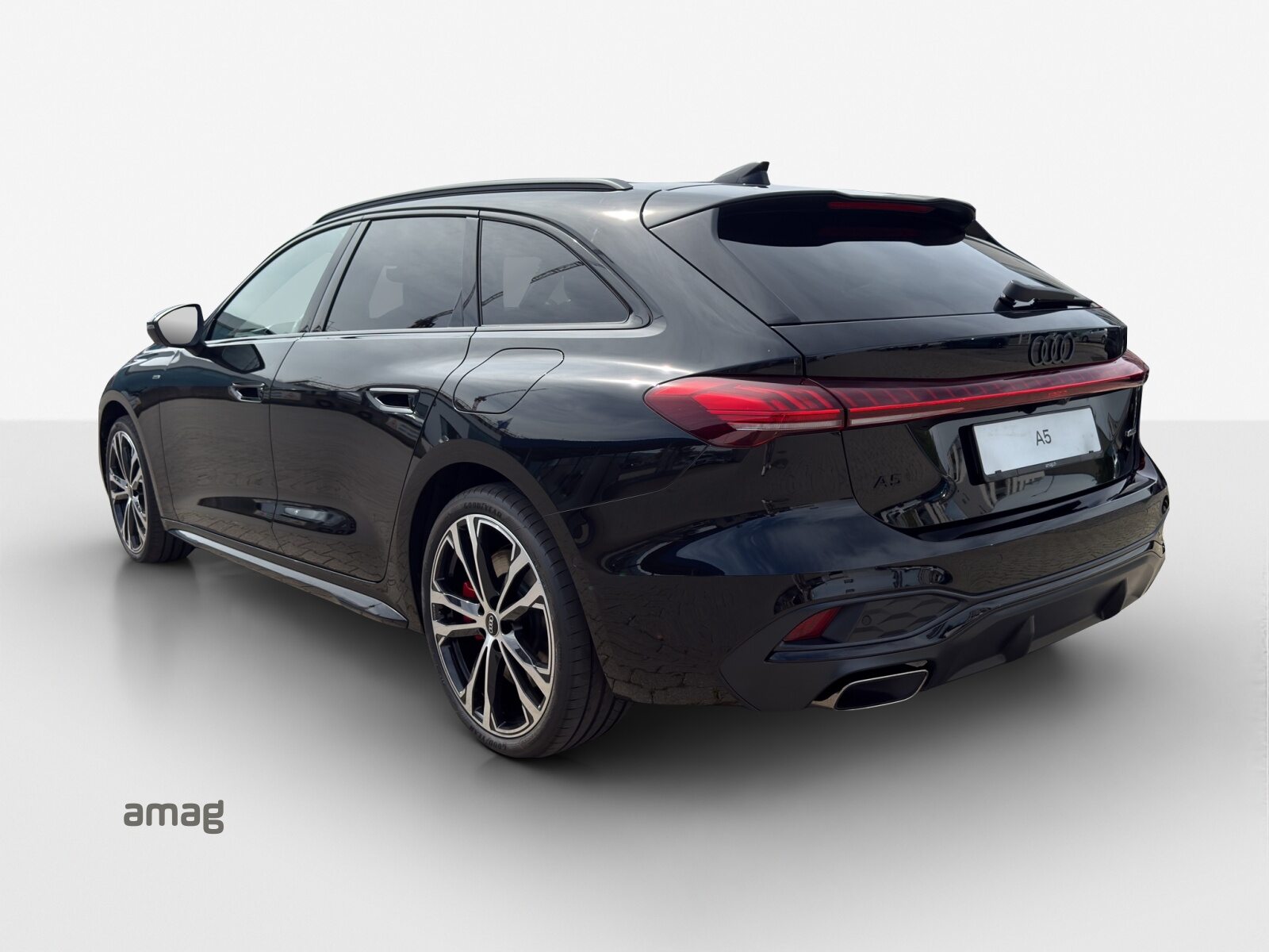 AUDI A5 Avant e-hybrid 270 kW, Full-Hybrid Petrol/Electric, New car, Automatic - 3