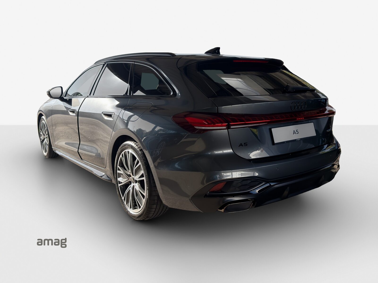 AUDI A5 Avant e-hybrid 220 kW Attraction, Hybride Intégral Essence/Électricité, Voiture nouvelle, Automatique - 3