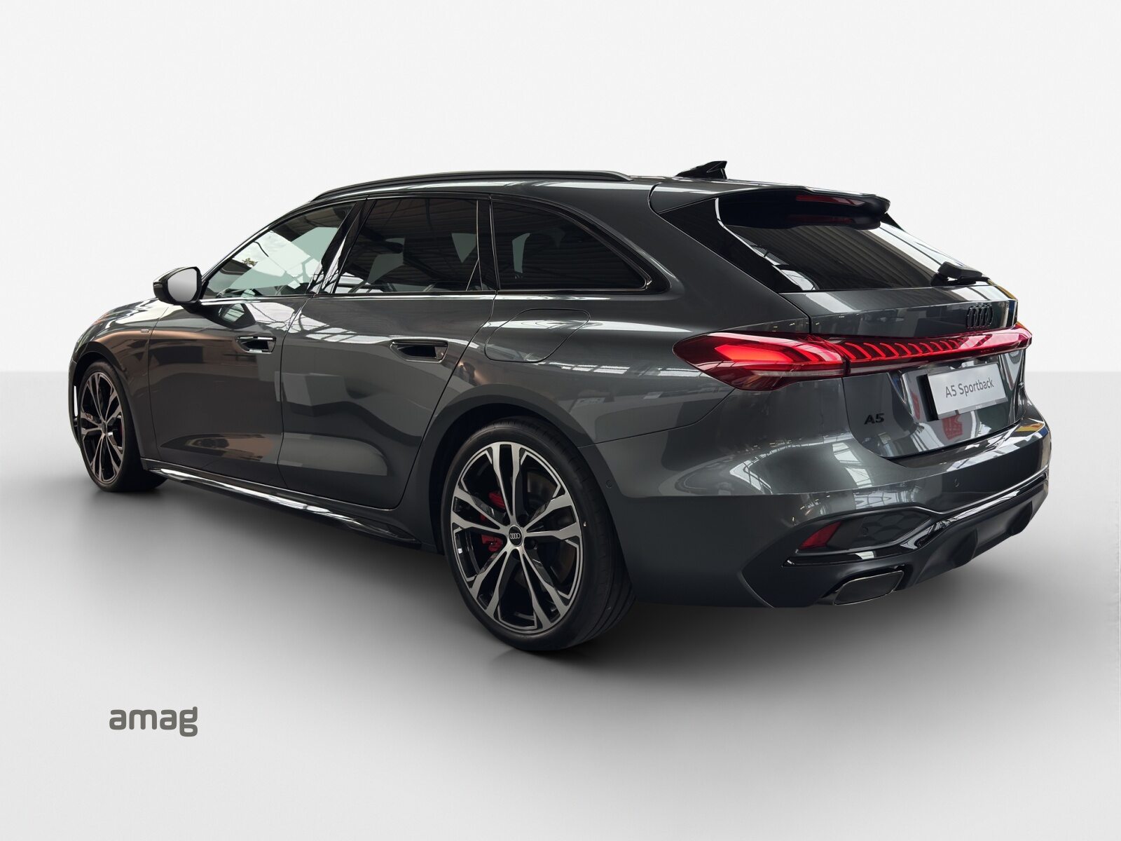 AUDI A5 Avant e-hybrid 270 kW, Hybride Intégral Essence/Électricité, Voiture nouvelle, Automatique - 2