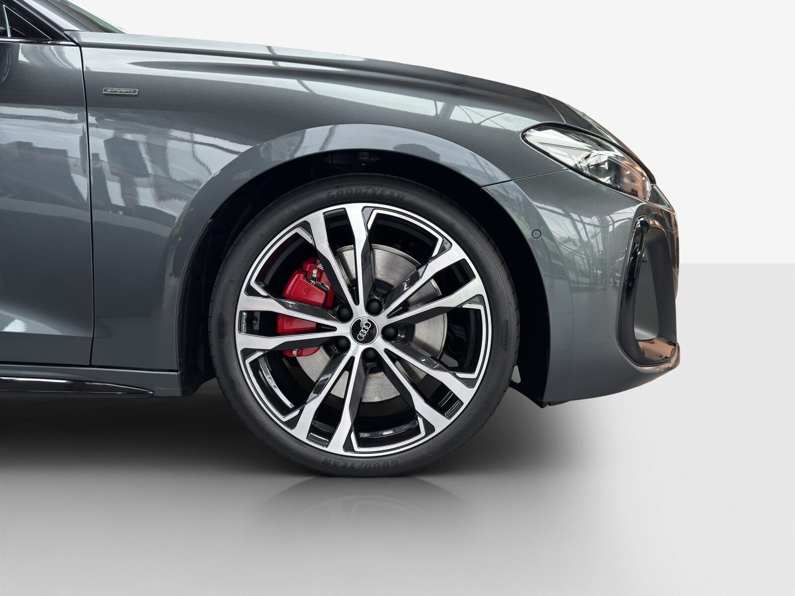 AUDI A5 Avant e-hybrid 270 kW, Hybride Intégral Essence/Électricité, Voiture nouvelle, Automatique - 7