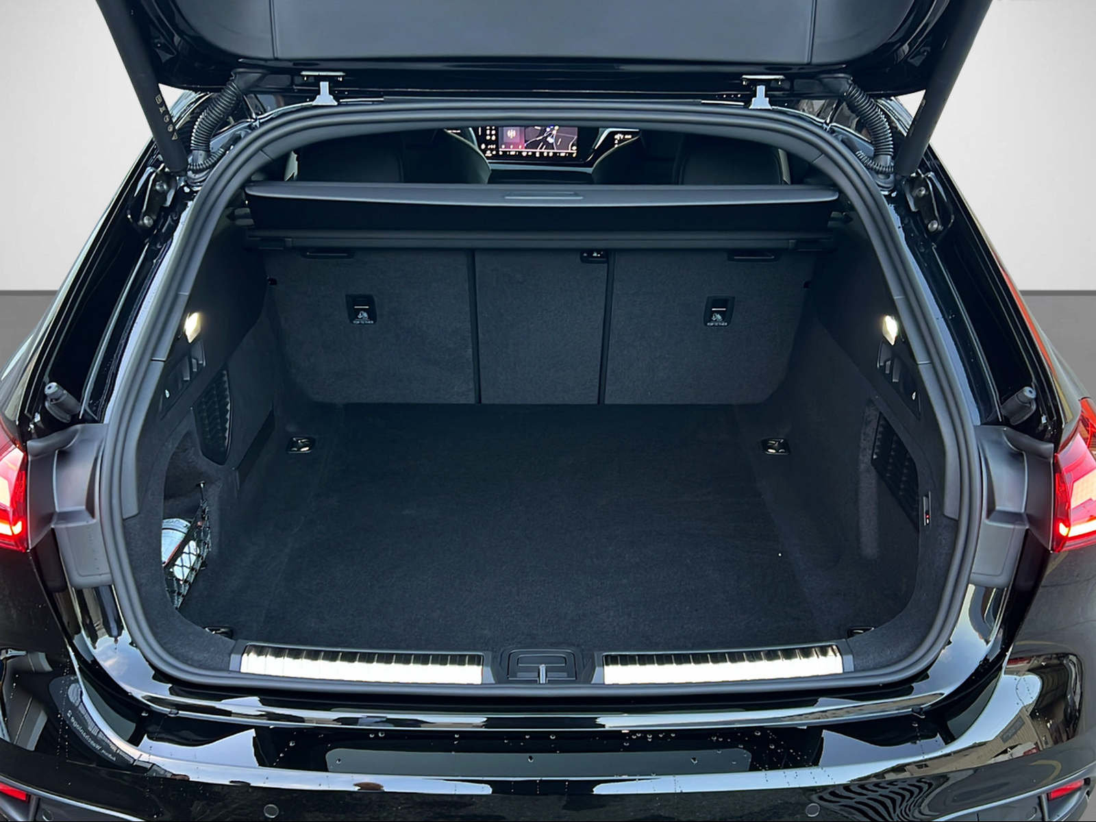 AUDI A5 Avant 2.0 40 TFSI quattro S-Tronic, Hybride Léger Essence/Électricité, Occasion / Utilisé, Automatique - 7