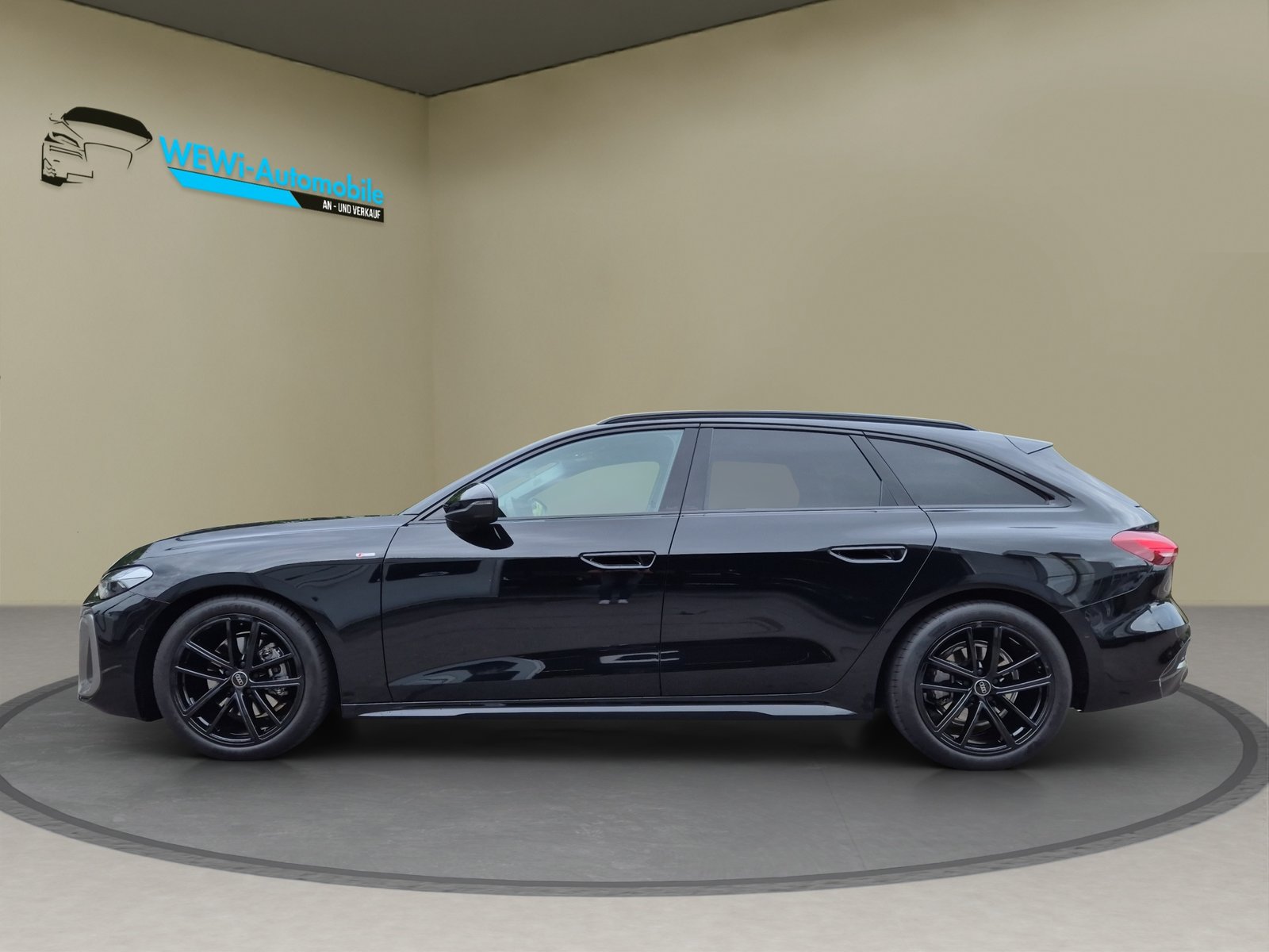 AUDI A5 Avant TFSI quattro S-Line 150 kW S tronic, Mild-Hybrid Petrol/Electric, Second hand / Used, Automatic - 2
