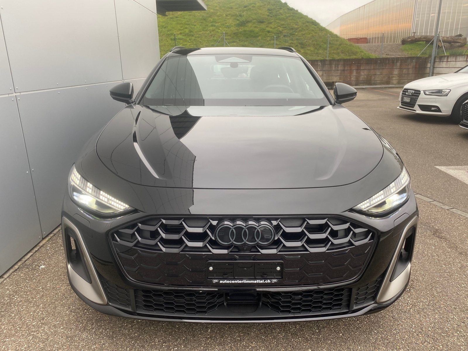 AUDI A5 Avant TFSI 150 kW, Petrol, Second hand / Used, Automatic - 4