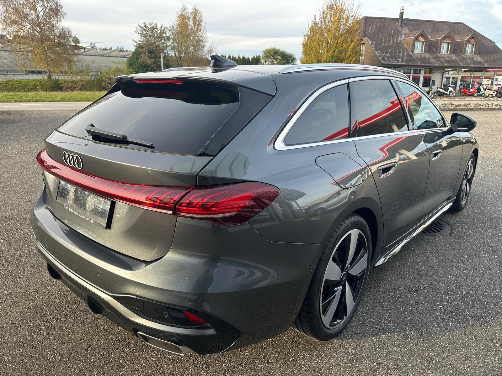 AUDI A5 Avant TFSI 150 kW S tronic, Mild-Hybrid Benzin/Elektro, Occasion / Gebraucht, Automatik - 5