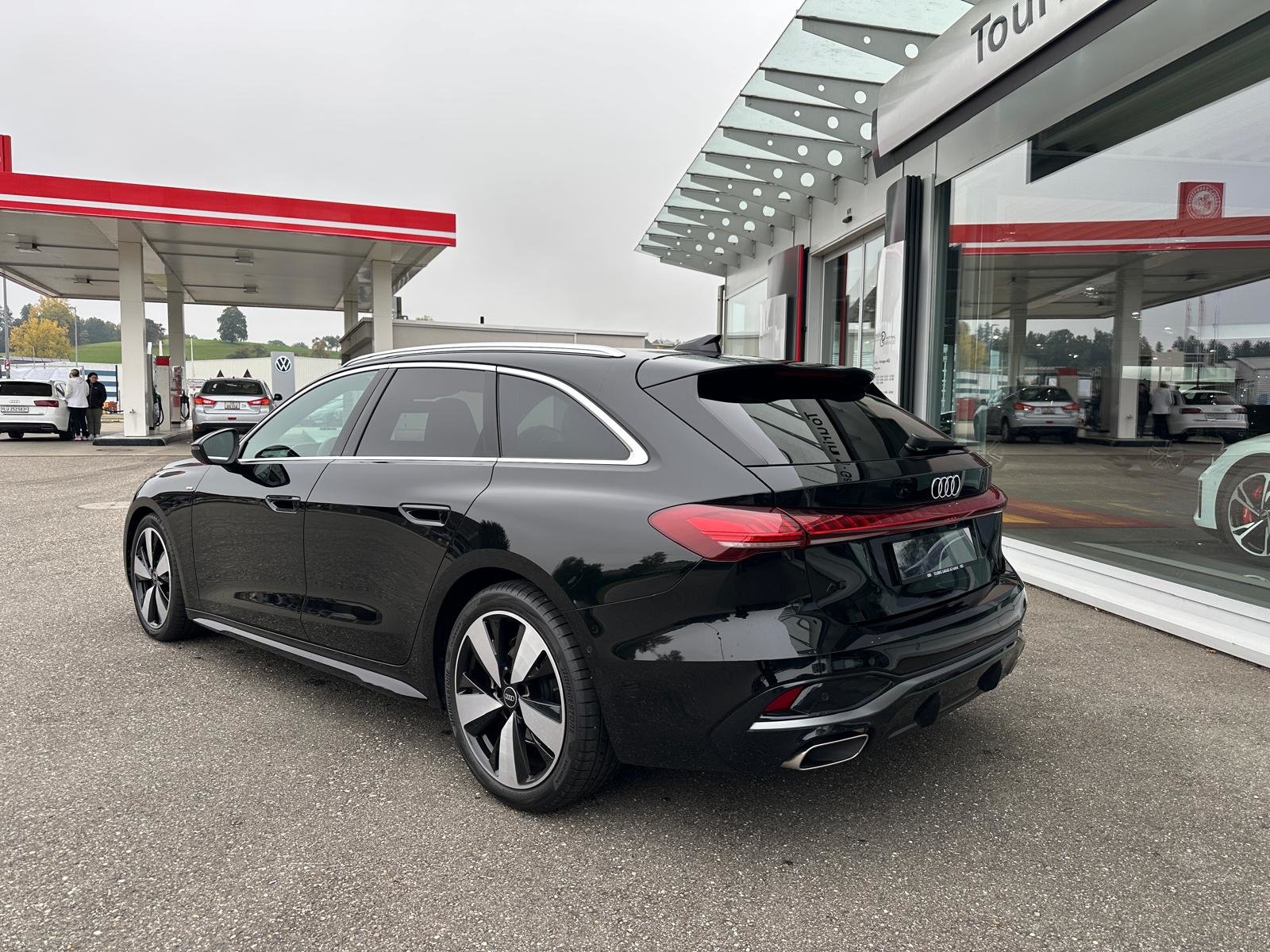 AUDI A5 Avant TFSI 150 kW S tronic, Mild-Hybrid Benzin/Elektro, Occasion / Gebraucht, Automatik - 3