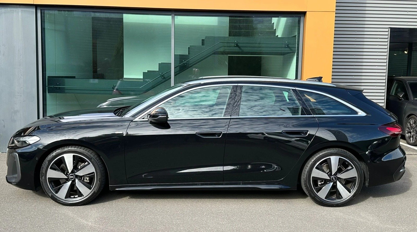 AUDI A5 Avant 2.0 TFSI S-Tronic S-Line ** NEUSTES MODELL**, Hybride Léger Essence/Électricité, Occasion / Utilisé, Automatique - 3