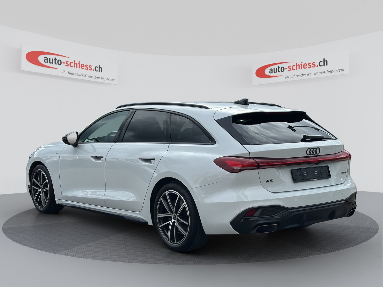 AUDI A5 Avant TFSI quattro Schwarz Optik S tronic, Mild-Hybrid Benzin/Elektro, Occasion / Gebraucht, Automatik - 3
