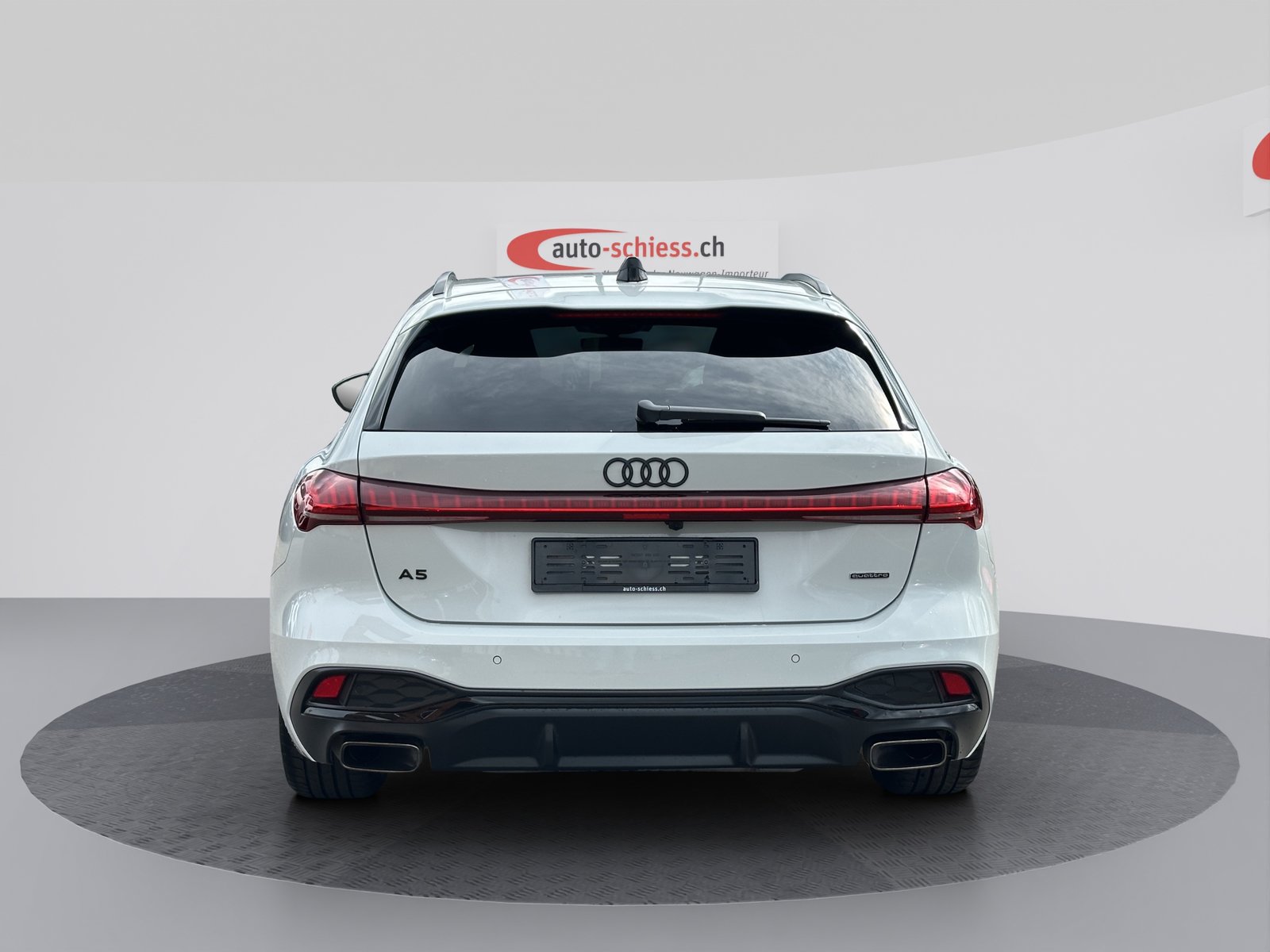 AUDI A5 Avant TFSI quattro Schwarz Optik S tronic, Mild-Hybrid Benzin/Elektro, Occasion / Gebraucht, Automatik - 4