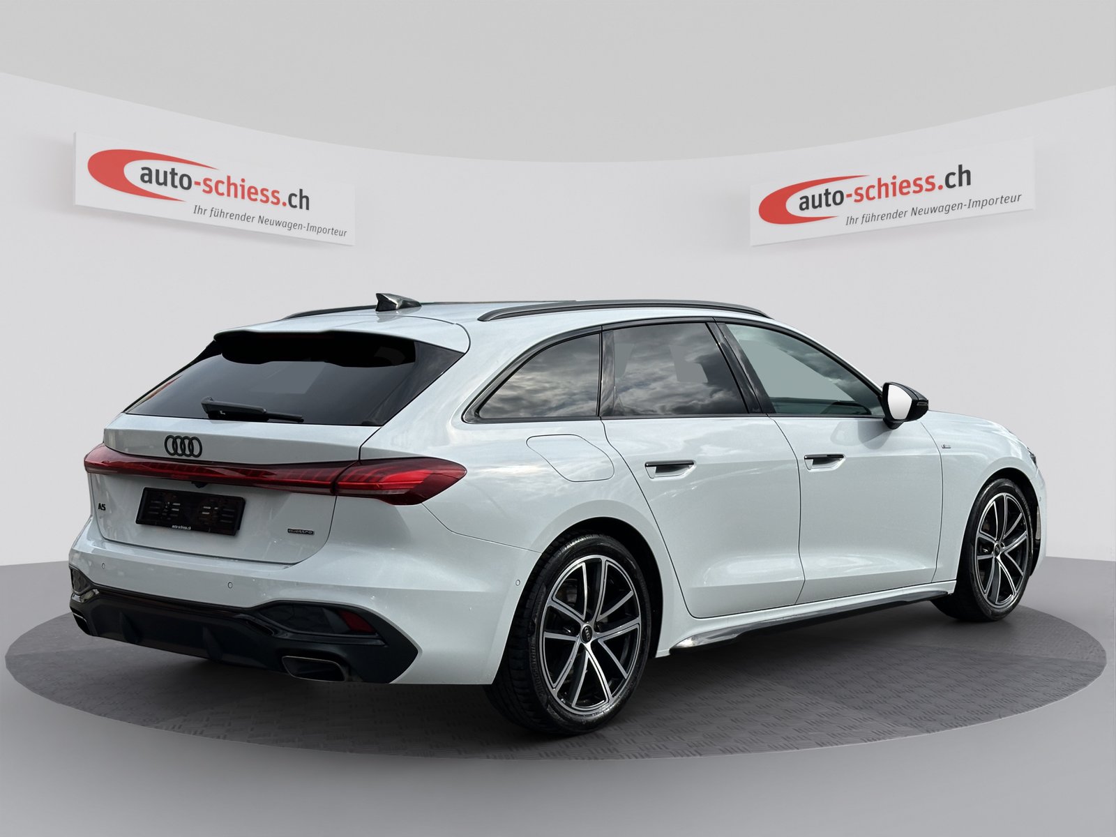 AUDI A5 Avant TFSI quattro Schwarz Optik S tronic, Mild-Hybrid Benzin/Elektro, Occasion / Gebraucht, Automatik - 5