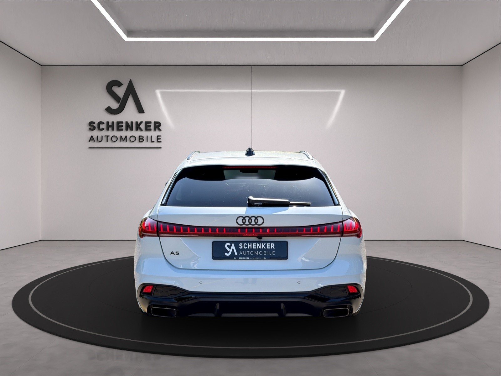 AUDI A5 Avant TFSI 150 kW S tronic S-Line Optikpaket Black, Mild-Hybrid Petrol/Electric, Second hand / Used, Automatic - 4