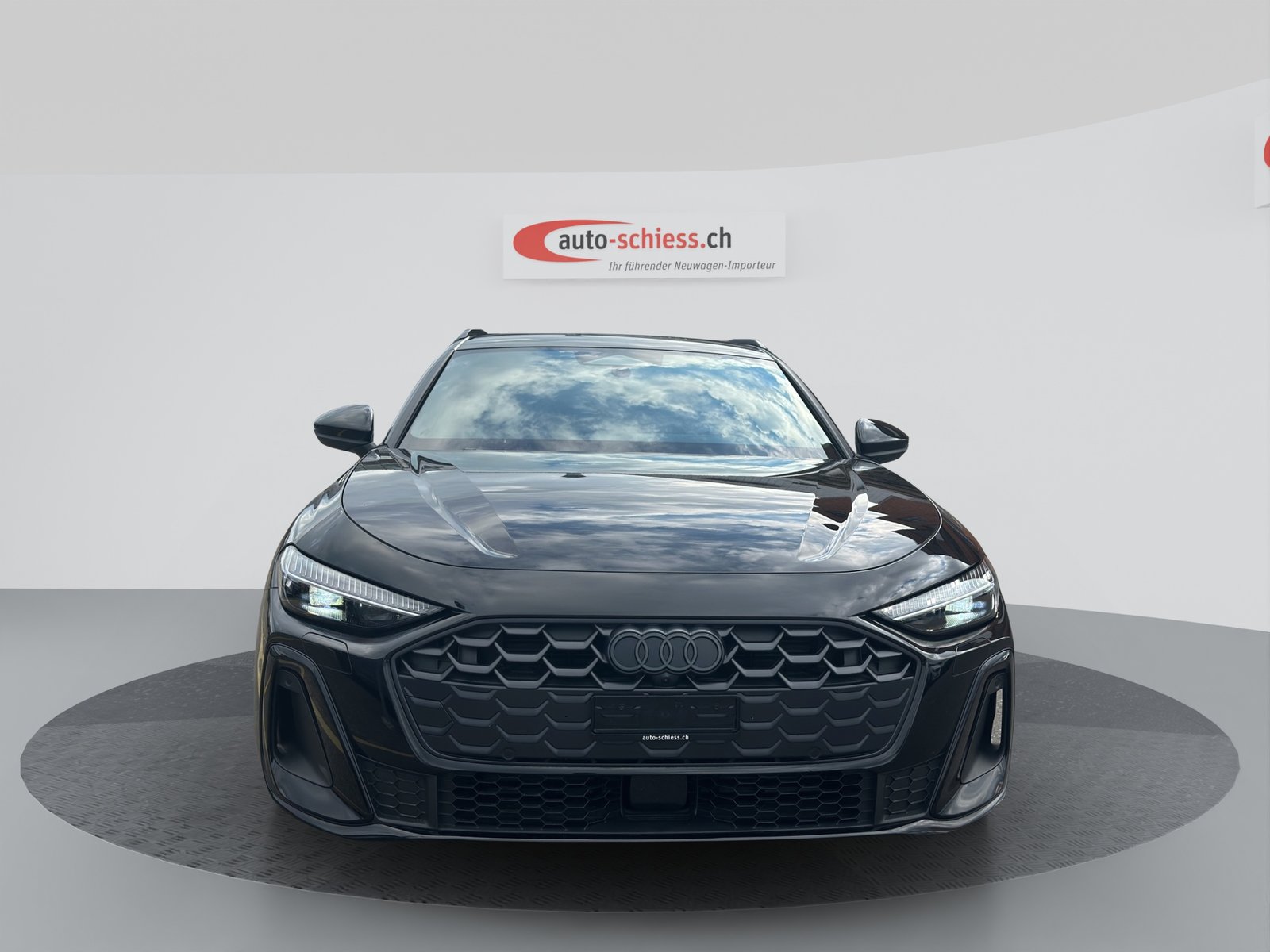 AUDI A5 Avant Black Line S Line TFSI, Mild-Hybrid Petrol/Electric, Second hand / Used, Automatic - 2