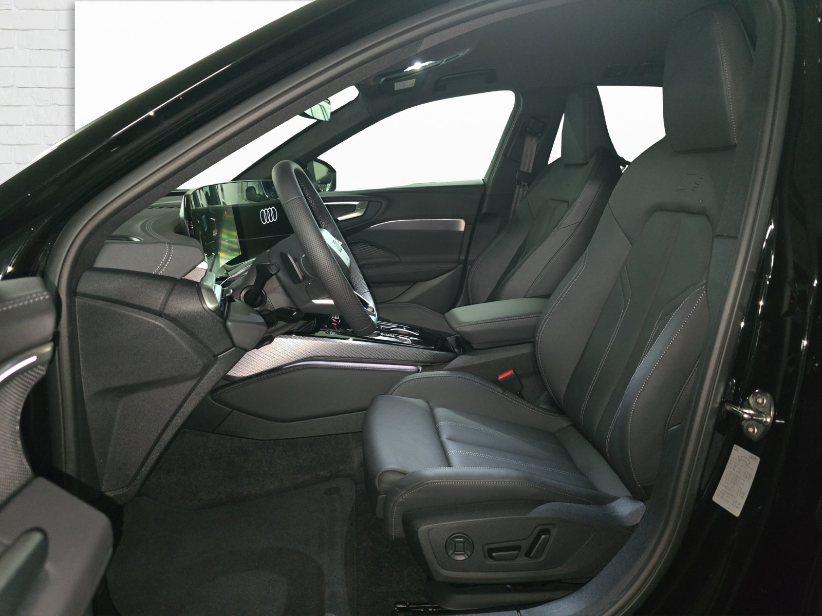 AUDI A5 Avant TDI quattro 150 kW Attraction S tronic, Mild-Hybrid Diesel/Electric, Second hand / Used, Automatic - 6