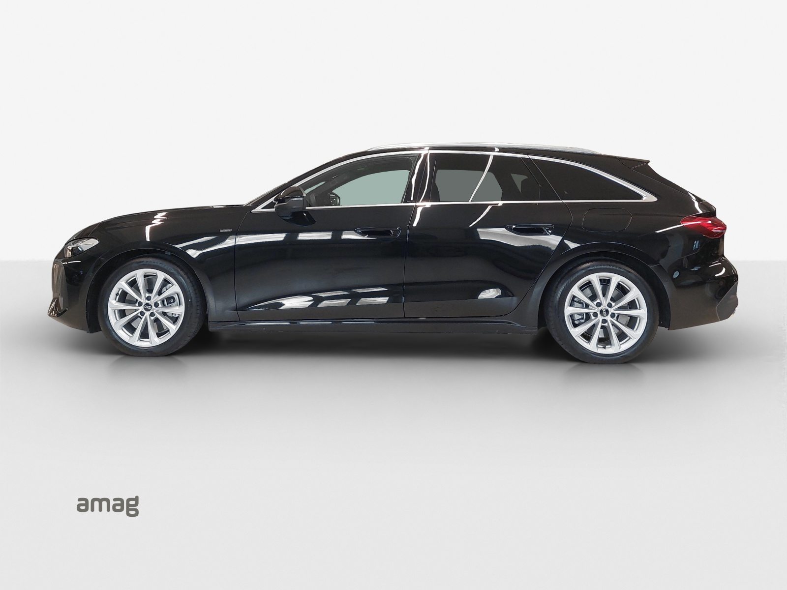 AUDI A5 Avant e-hybrid 220 kW Attraction, Full-Hybrid Petrol/Electric, Ex-demonstrator, Automatic - 2