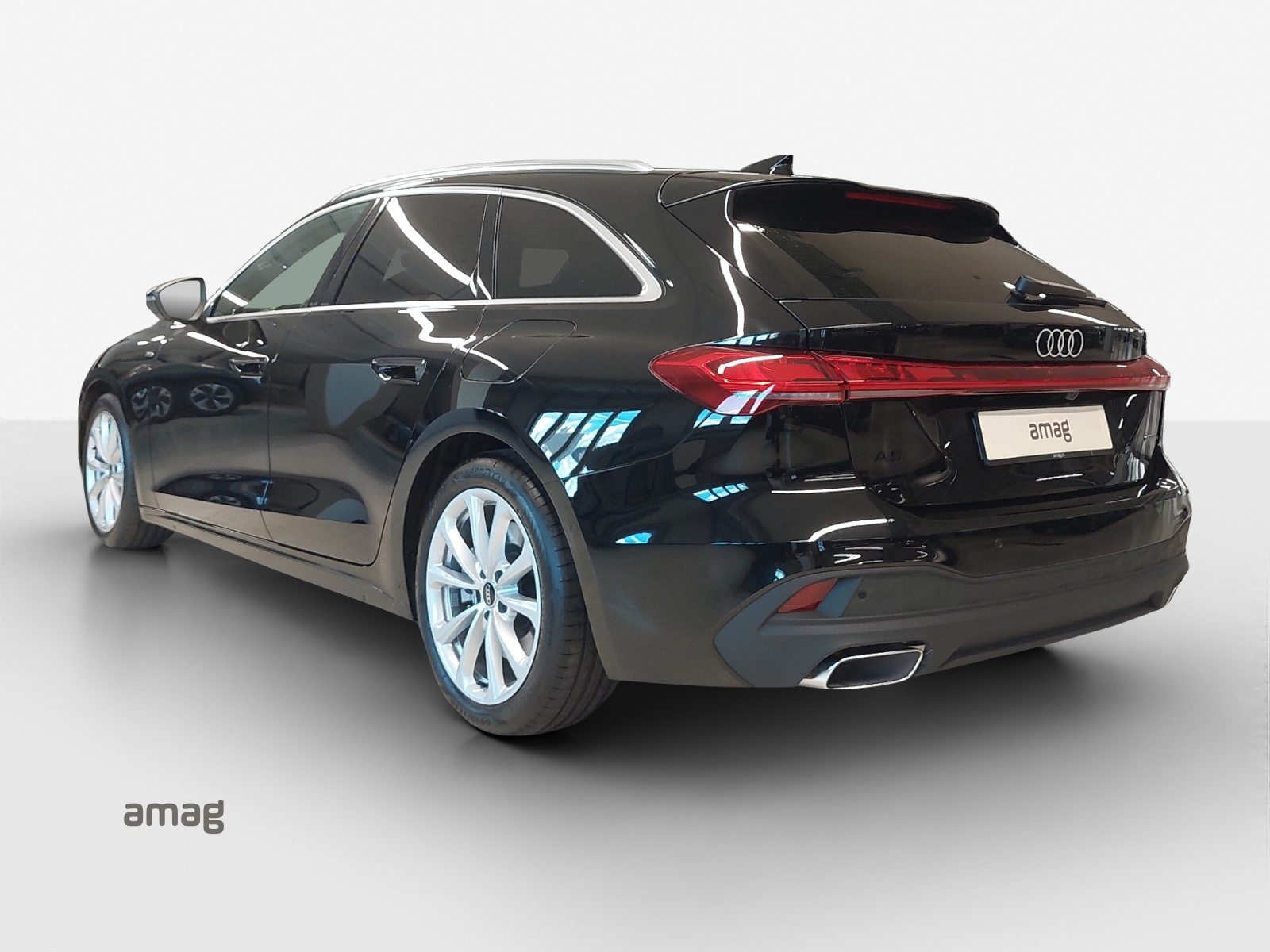 AUDI A5 Avant e-hybrid 220 kW Attraction, Full-Hybrid Petrol/Electric, Ex-demonstrator, Automatic - 3