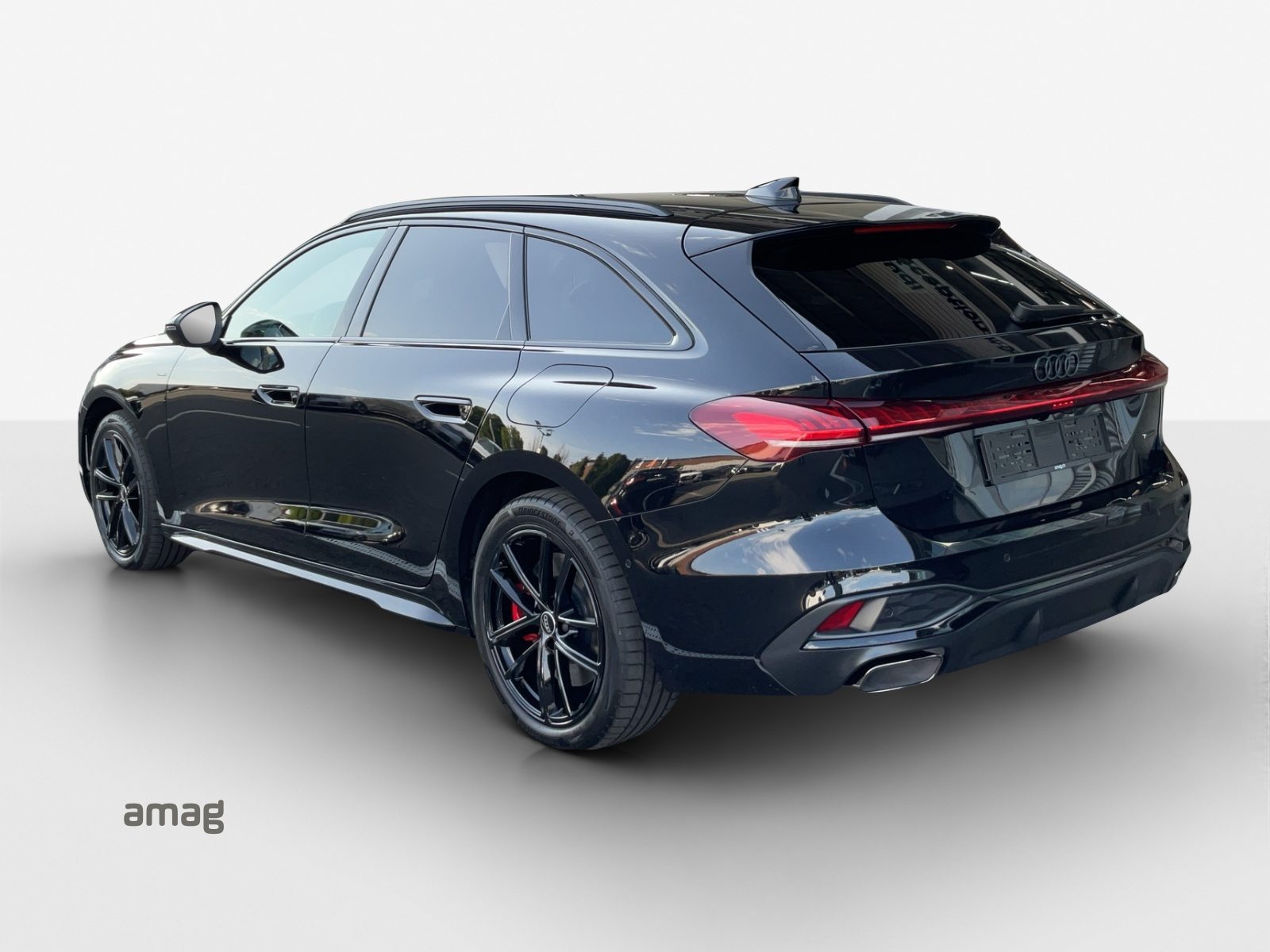 AUDI A5 Avant e-hybrid 270 kW, Hybride Intégral Essence/Électricité, Voiture de démonstration, Automatique - 3