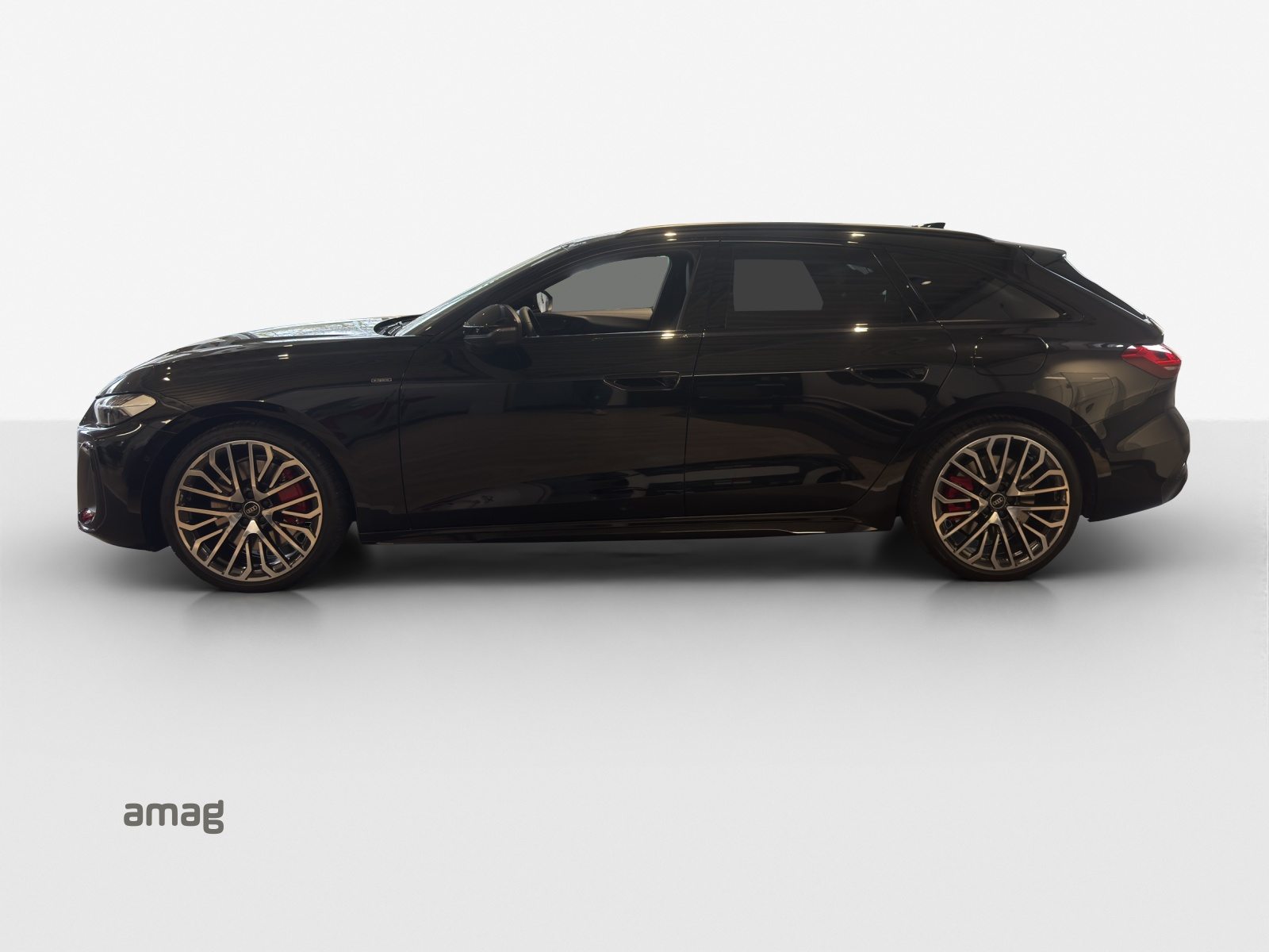 AUDI A5 Avant e-hybrid 270 kW, Hybride Intégral Essence/Électricité, Voiture de démonstration, Automatique - 2