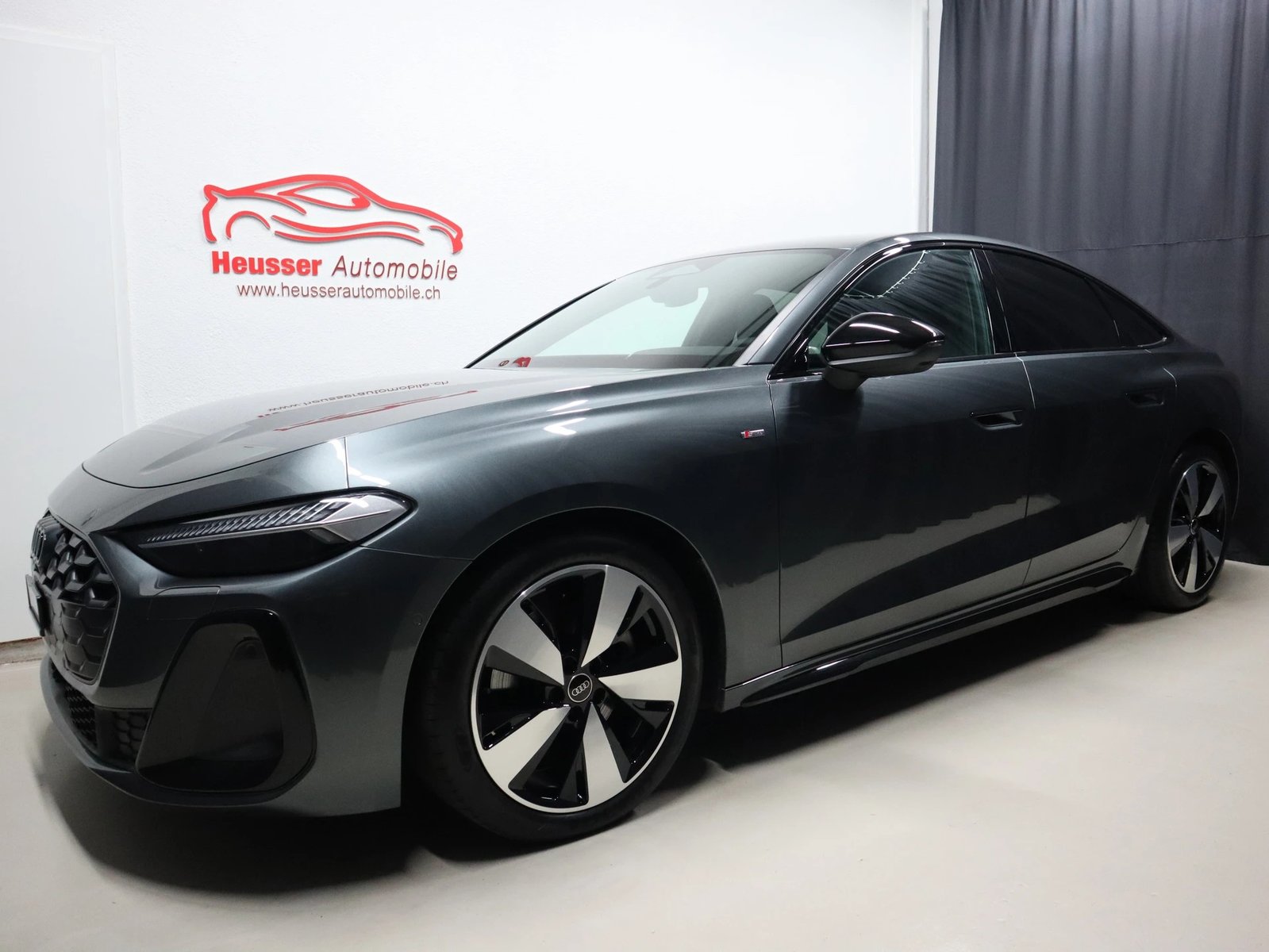 AUDI A5 Limousine 2.0 TDI S tronic S Line Edition - Navi - M, Mild-Hybrid Diesel/Electric, Second hand / Used, Automatic - 2
