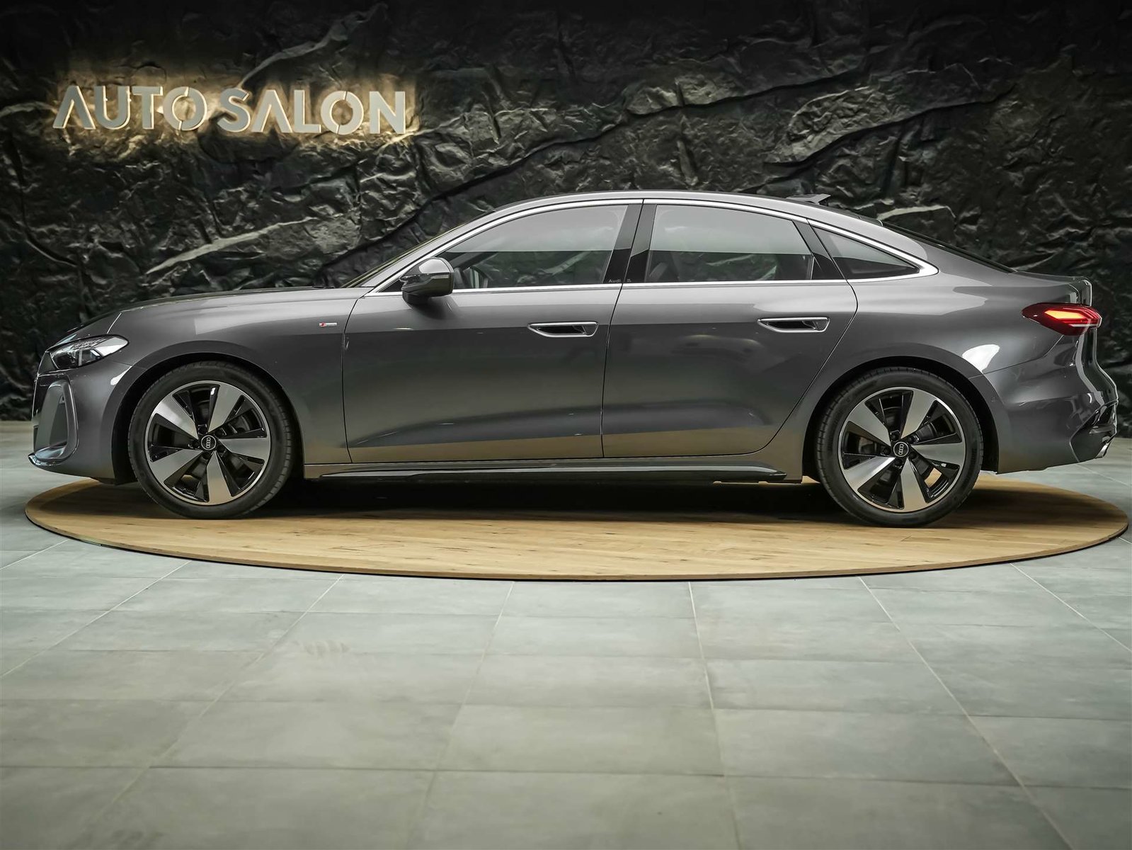 AUDI A5 S Line 2.0 TFSI S-Tronic *Sportsitze*Parkassistent*F, Benzin, Occasion / Gebraucht, Automatik - 2