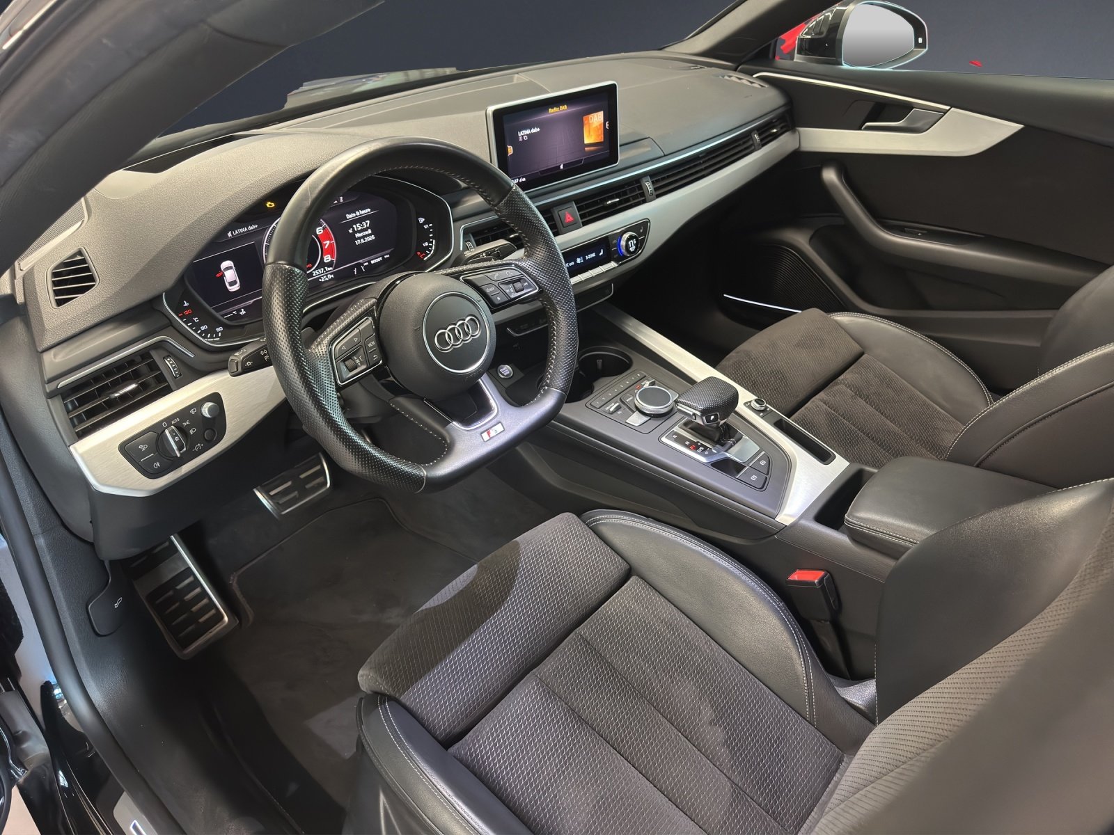 AUDI A5 Sportback 40TFSI Sport, Benzin, Occasion / Gebraucht, Handschaltung - 6