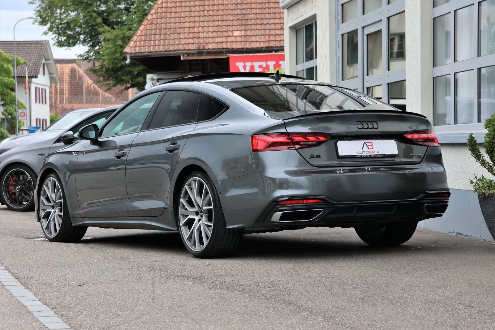 AUDI A5 Sportback 40 TDI S-Line Attraction quattro S-tronic, Mild-Hybrid Diesel/Elektro, Occasion / Gebraucht, Automatik - 3