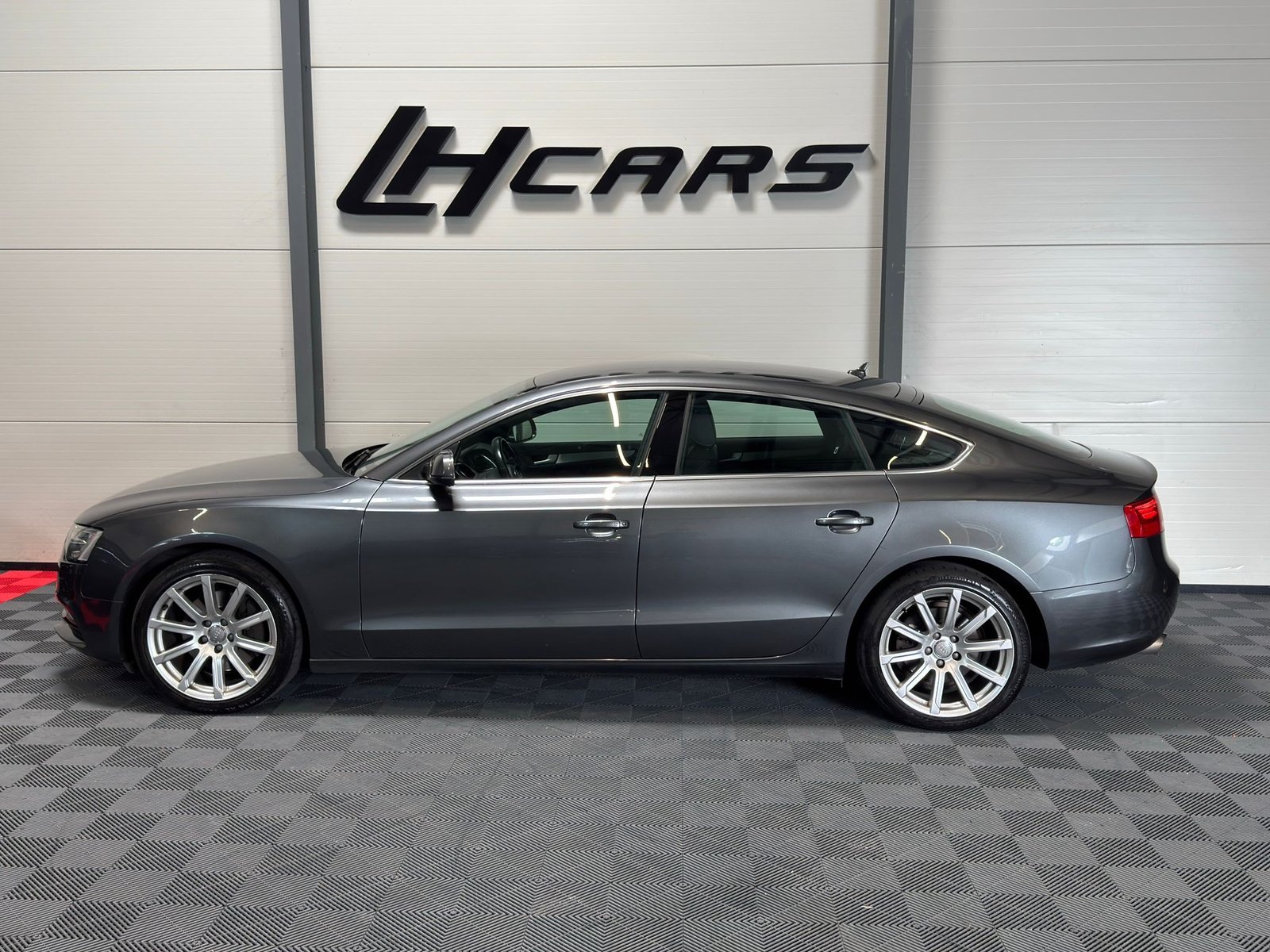 AUDI A5 Sportback 2.0 TFSI 225 quattro, Benzin, Occasion / Gebraucht, Handschaltung - 2