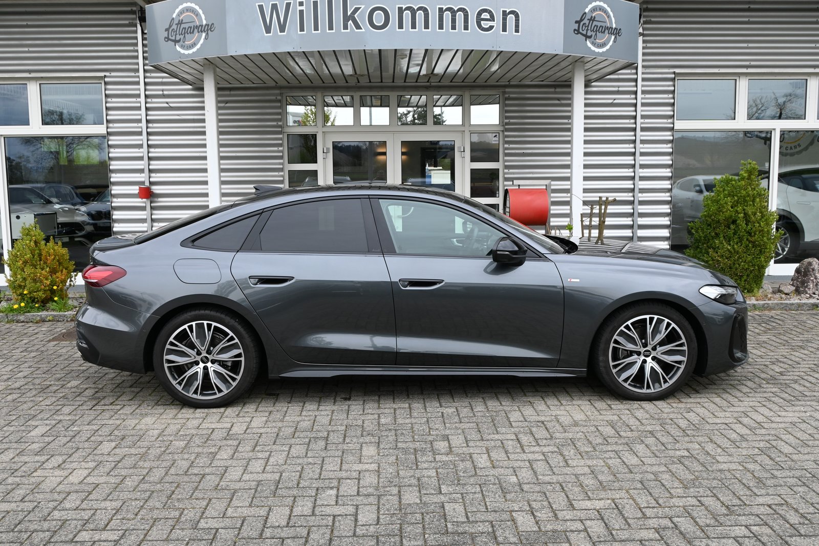 AUDI A5 Limousine 40 TFSI S-Line Plus Black S tronic 204PS, Mild-Hybrid Benzin/Elektro, Occasion / Gebraucht, Automatik - 5