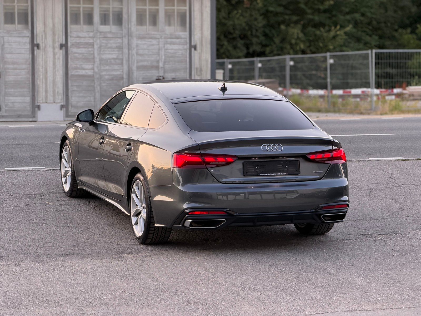 AUDI A5 Sportback 40 TFSI S-Line S-tronic quattro, Mild-Hybrid Benzin/Elektro, Occasion / Gebraucht, Automatik - 7