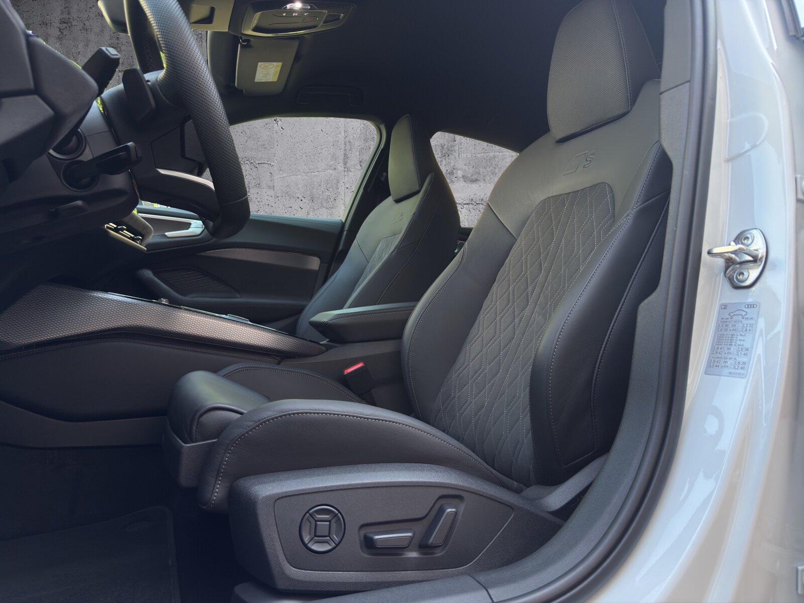 AUDI A5 Limousine TDI quattro S-Line Attraction S tronic *CH, Mild-Hybrid Diesel/Elektro, Occasion / Gebraucht, Automatik - 6
